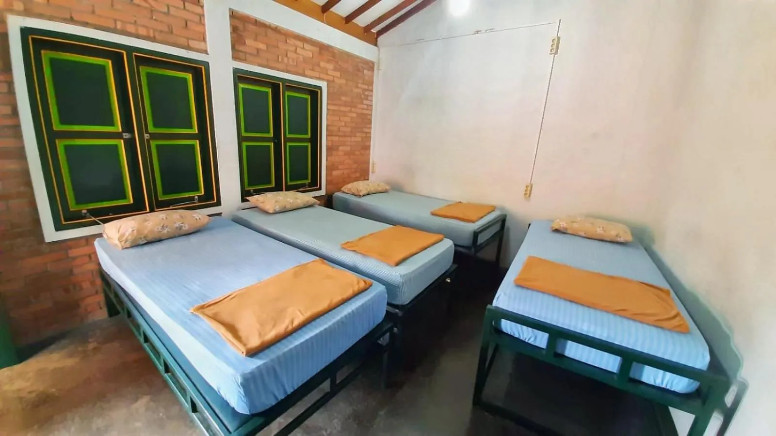 Bed in Sonosewu Guesthouse Syariah