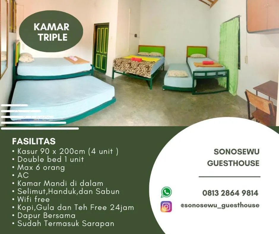 Bed in Sonosewu Guesthouse Syariah