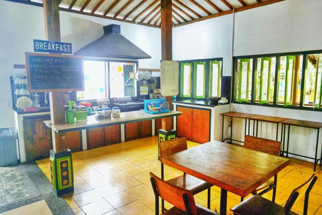 Sonosewu Guesthouse Syariah