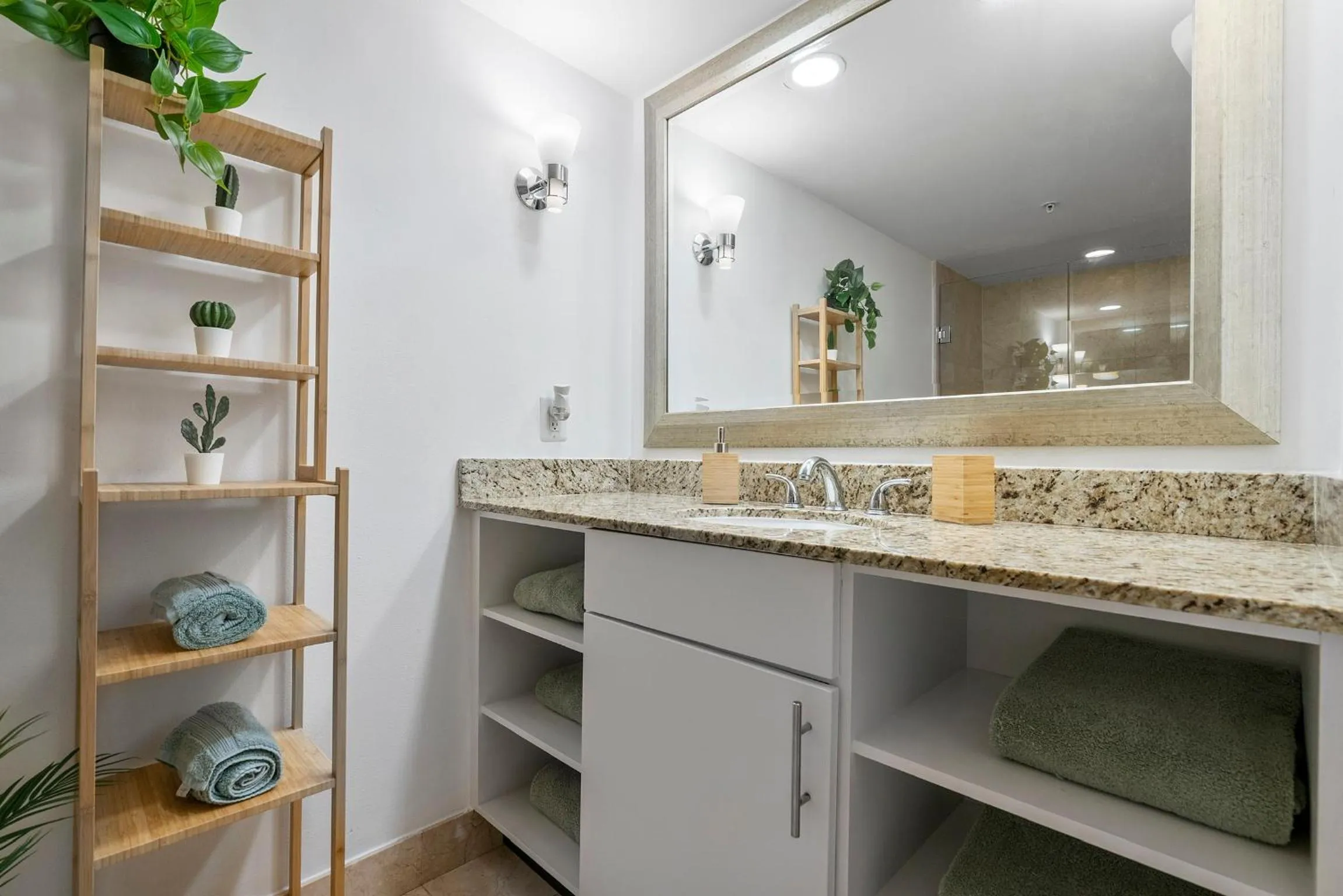 Bathroom in Avi Lux Stay