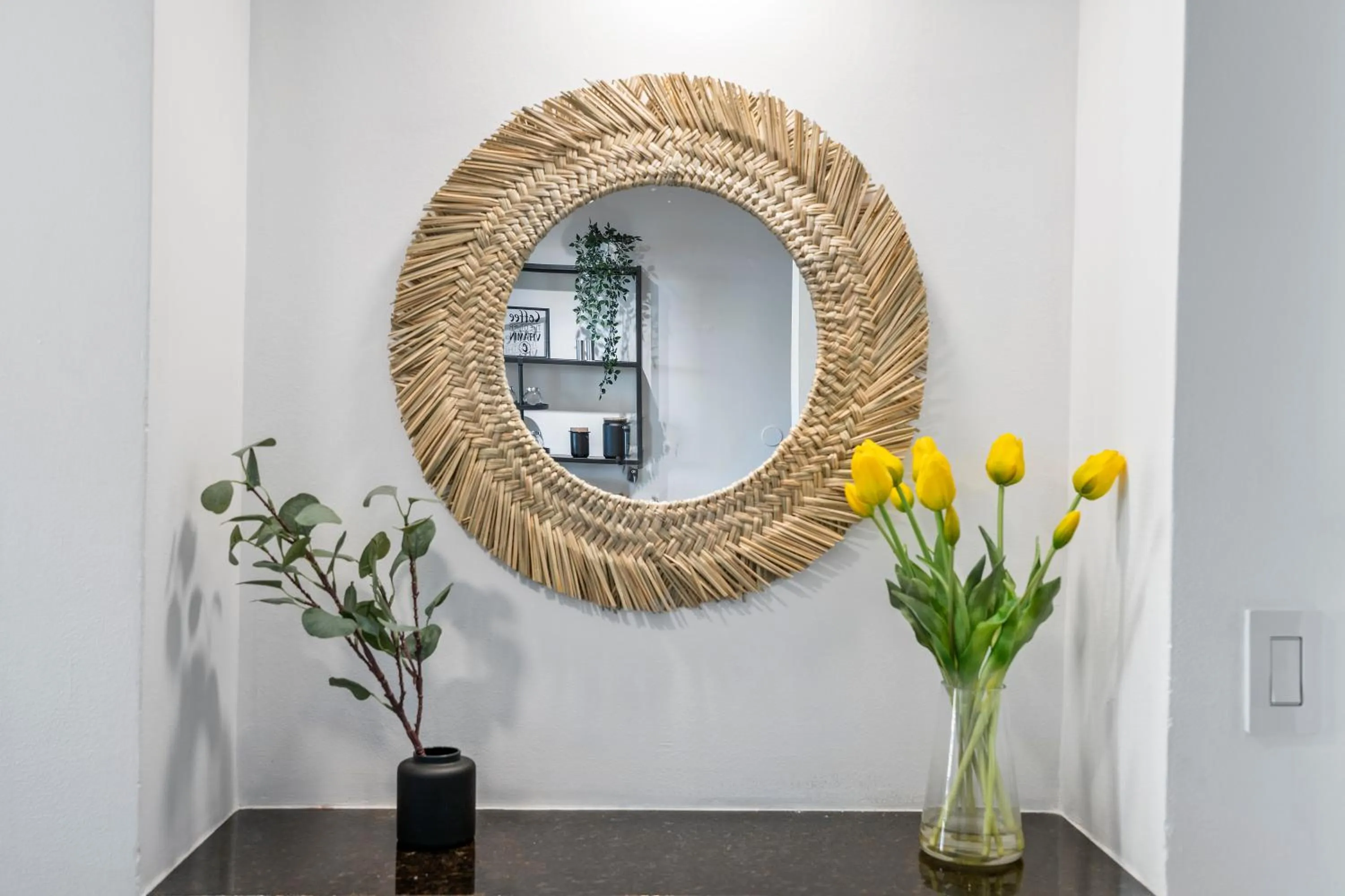 Decorative detail in Avi Lux Stay