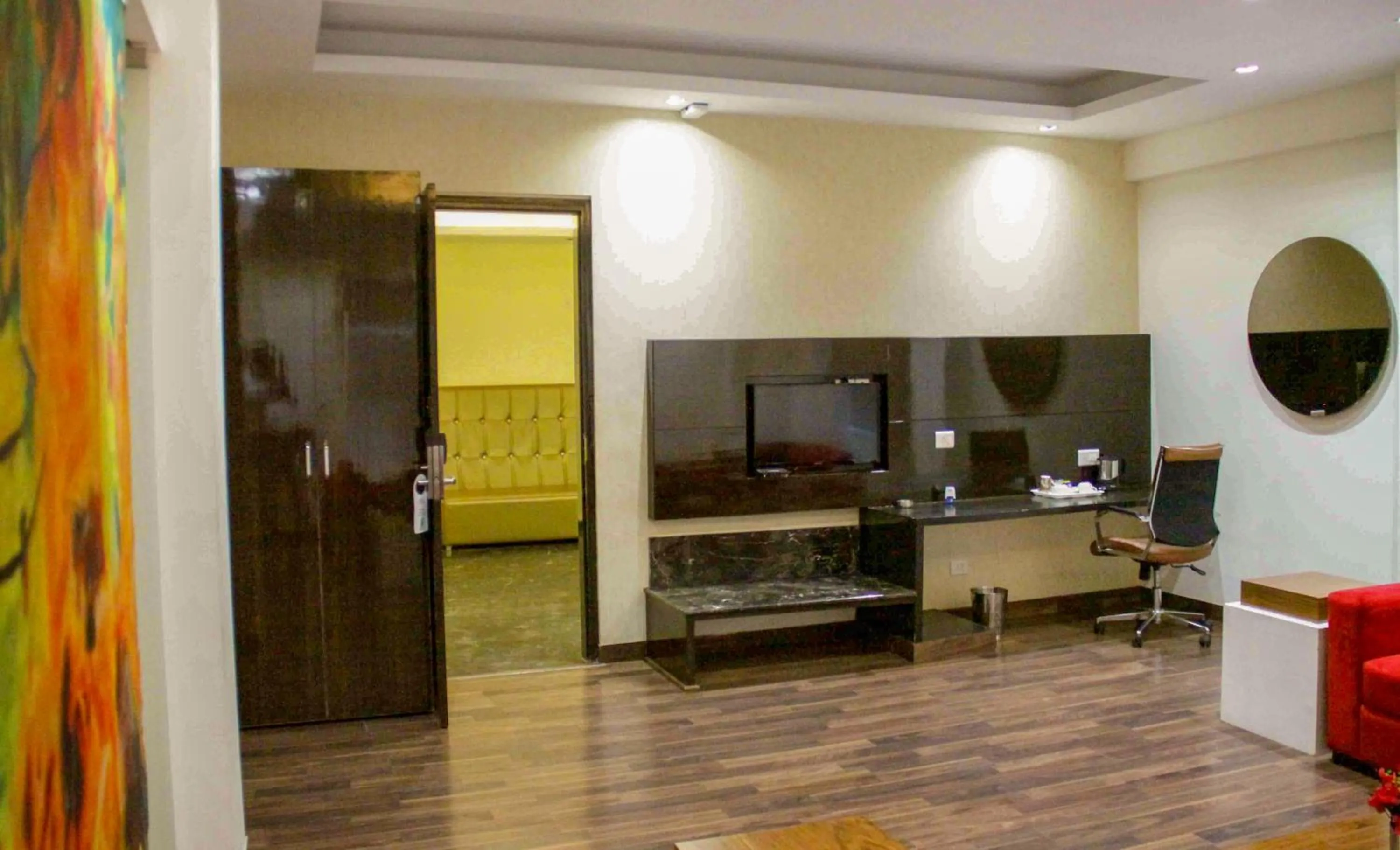 Bed in Four Leaf Hotel,Budaun