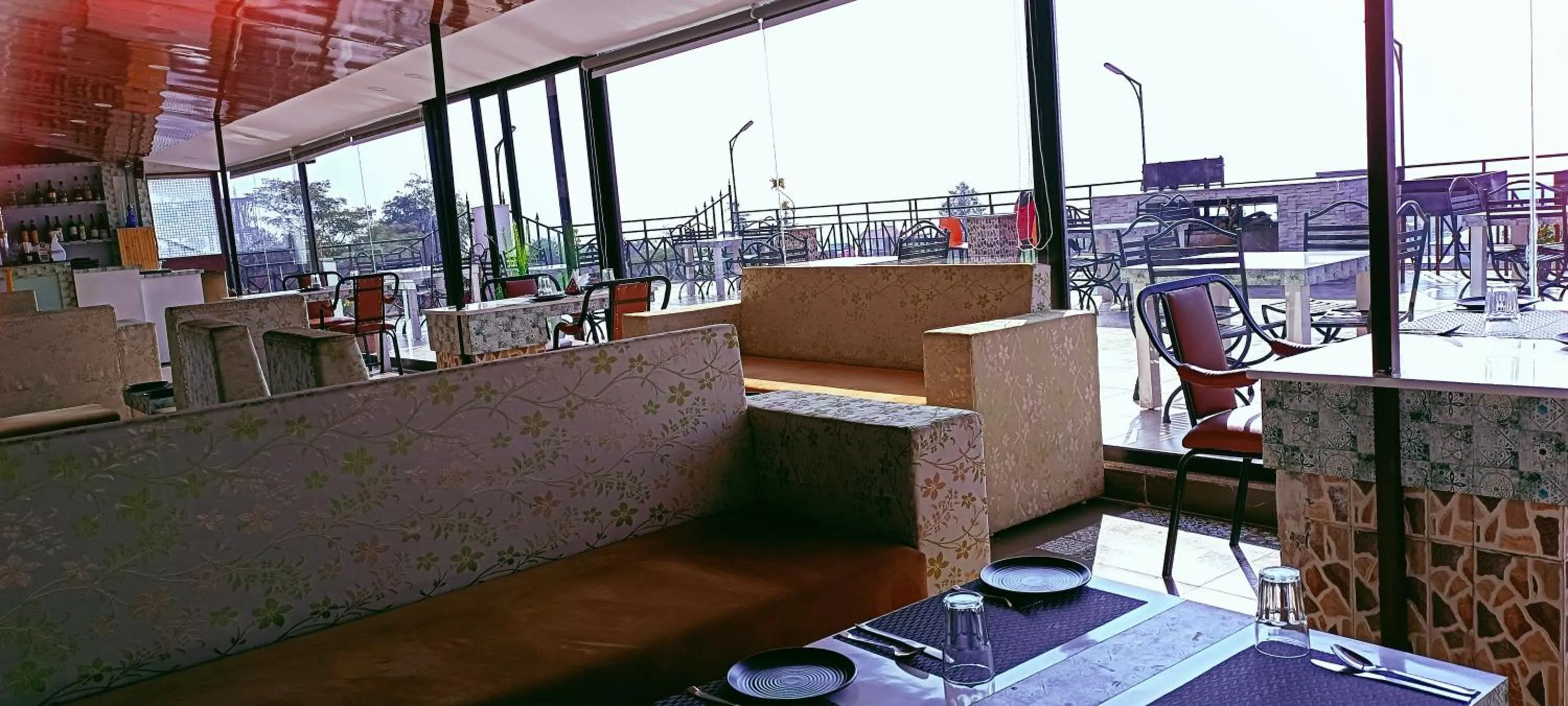 Restaurant/places to eat in Hotel 360 by D'Polo Dharamshala