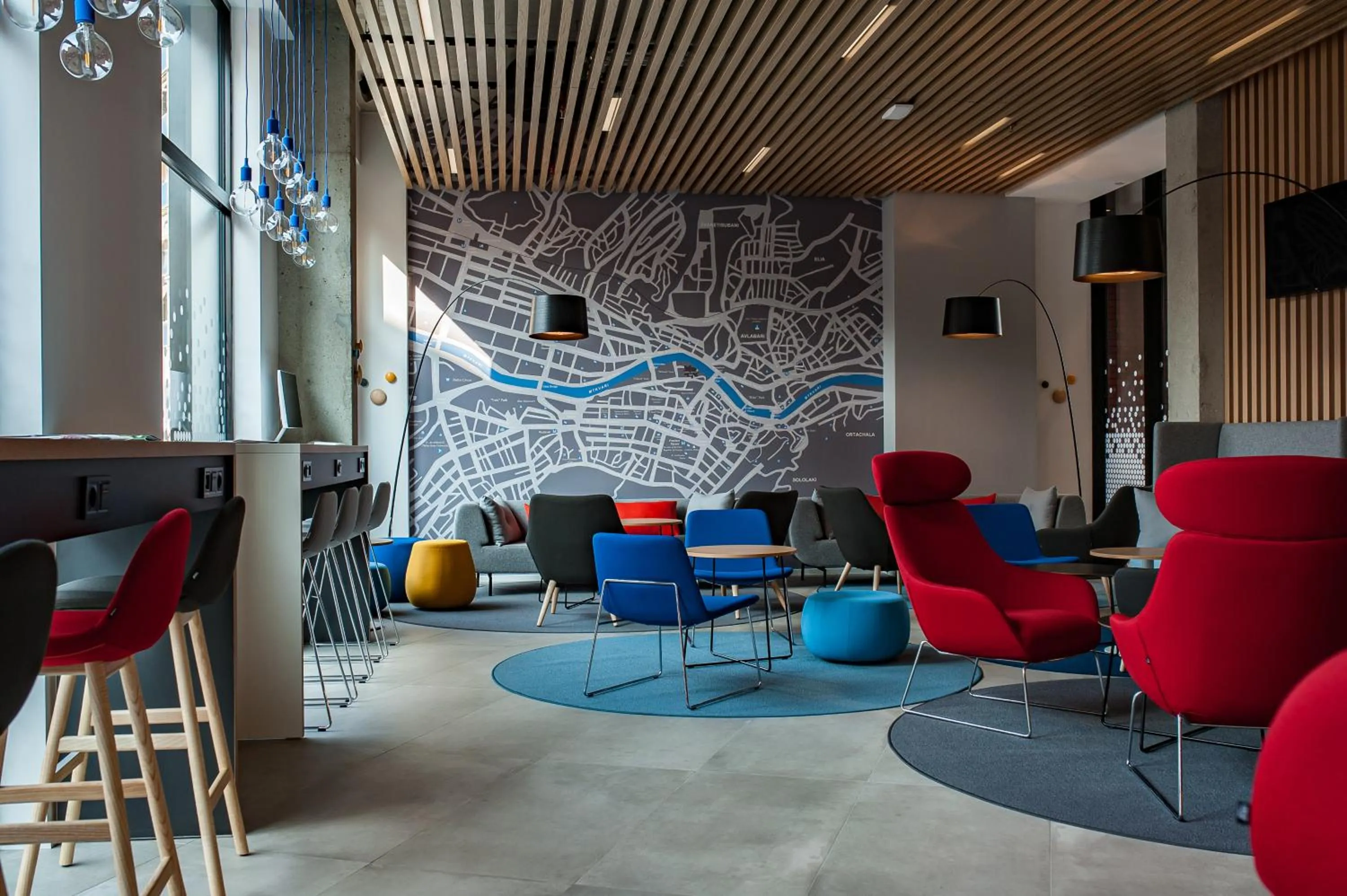 Lobby or reception in Holiday Inn Express Tbilisi Avlabari by IHG