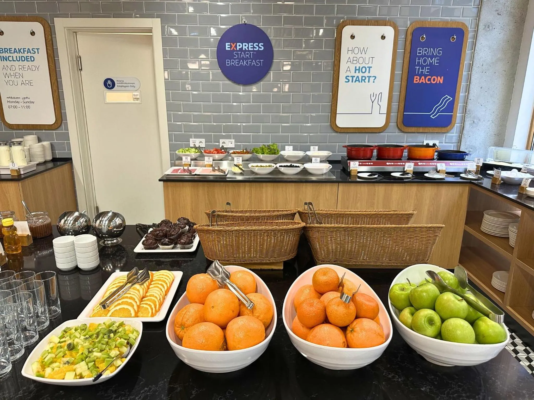 Breakfast in Holiday Inn Express Tbilisi Avlabari by IHG