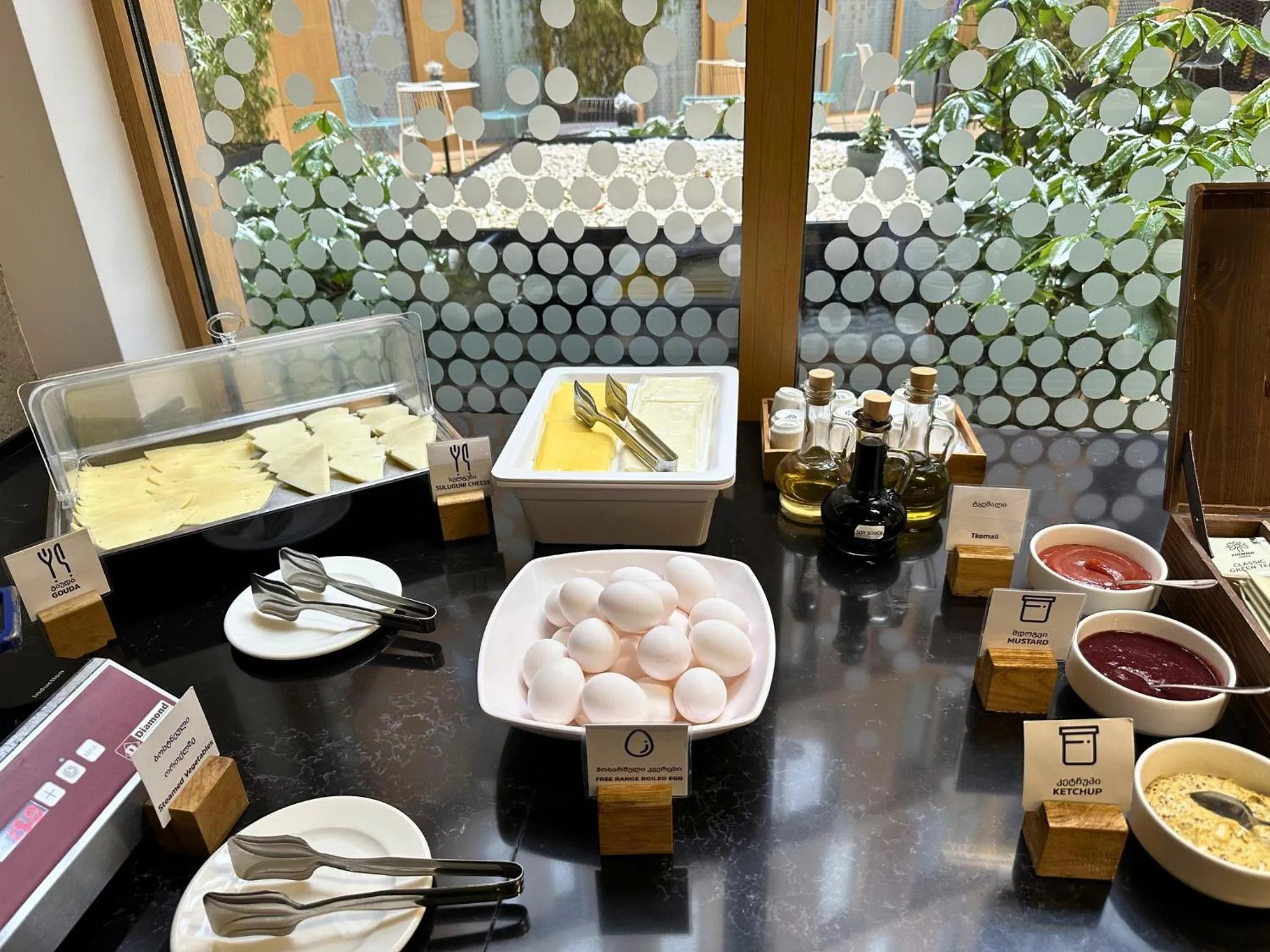 Breakfast in Holiday Inn Express Tbilisi Avlabari by IHG