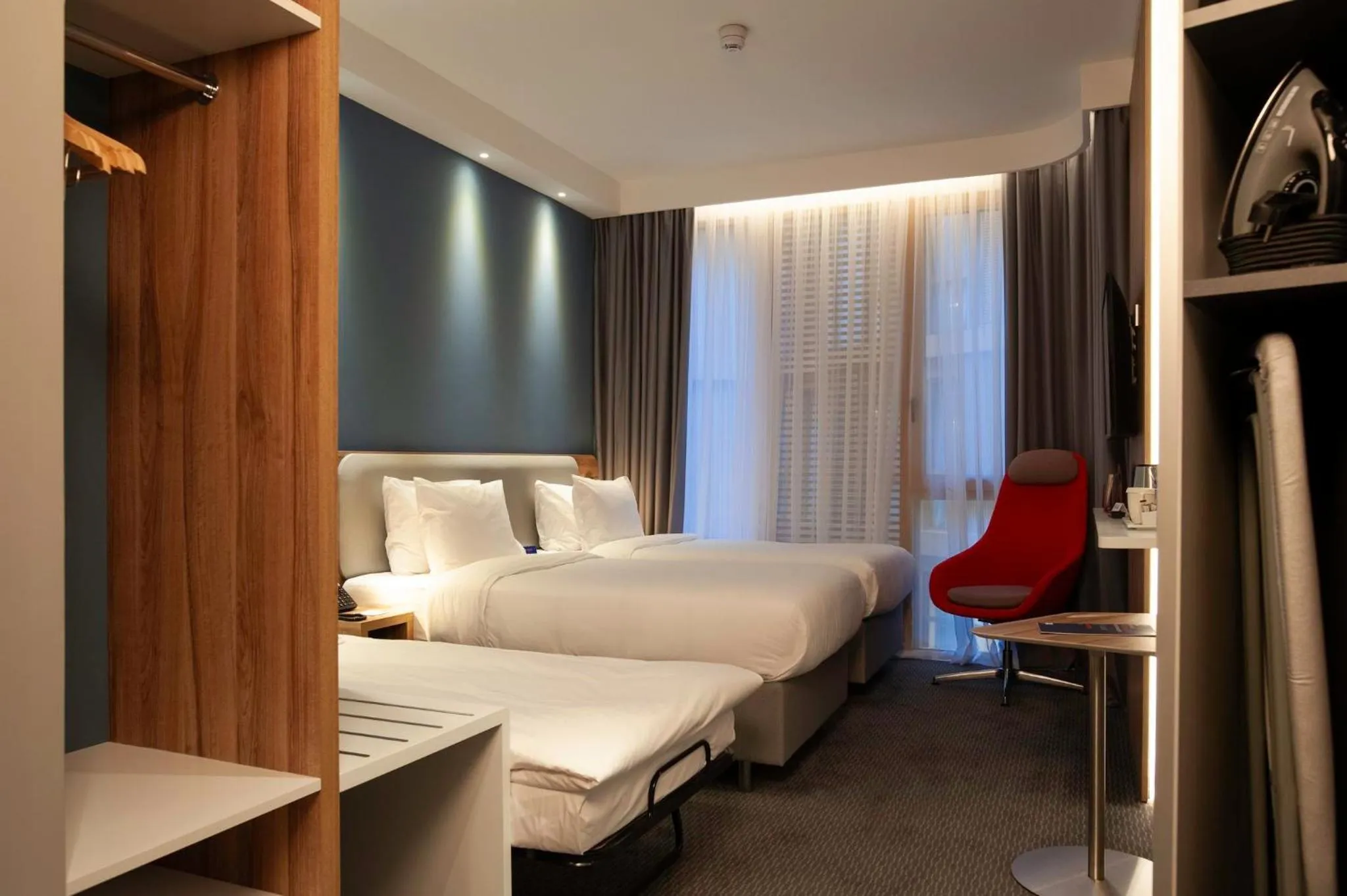 Photo of the whole room, Bed in Holiday Inn Express Tbilisi Avlabari by IHG
