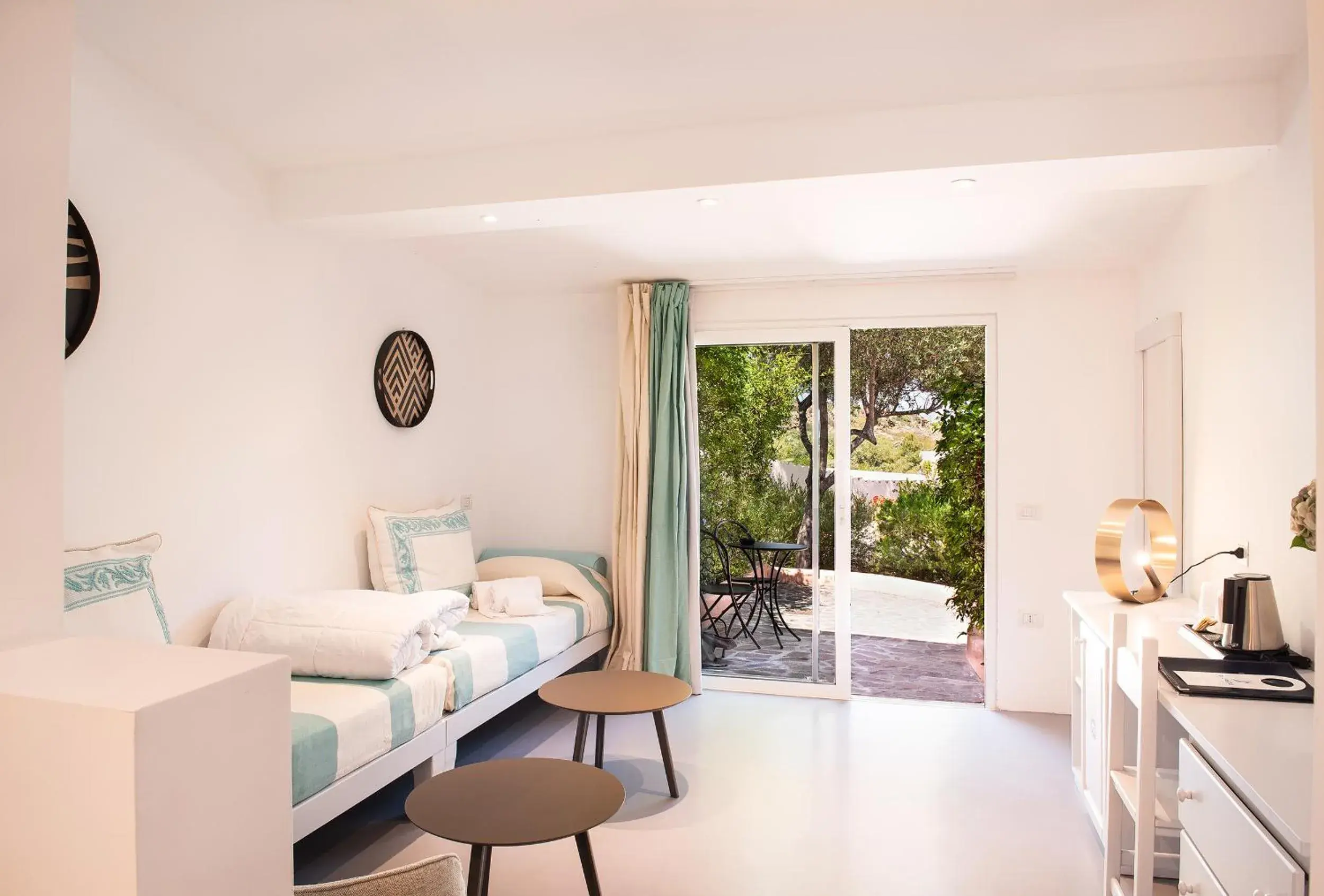 Deluxe Family Room in Hotel Ollastu Deluxe Family Room in Hotel Ollastu