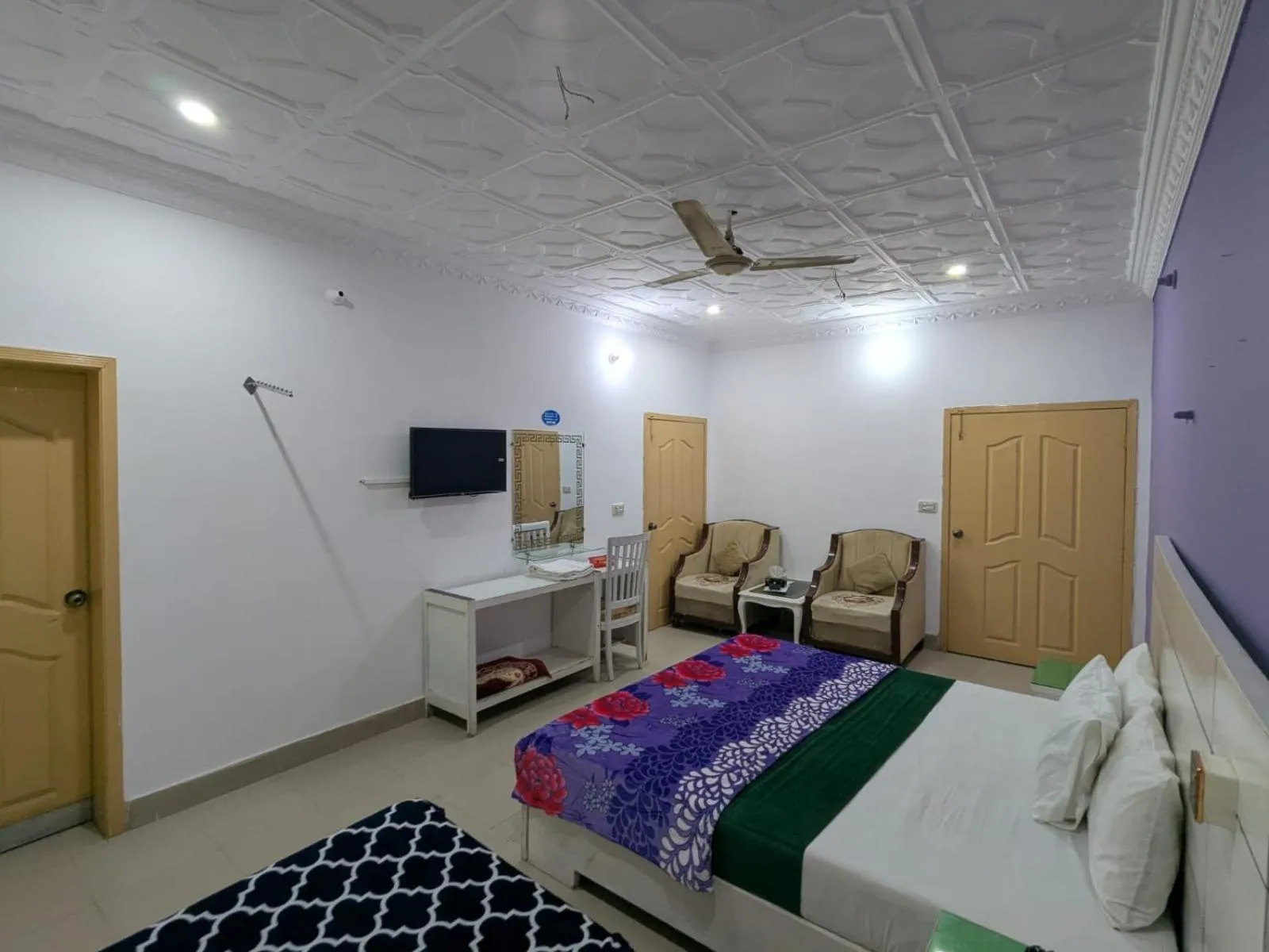 Bed in Hotel Royal Star