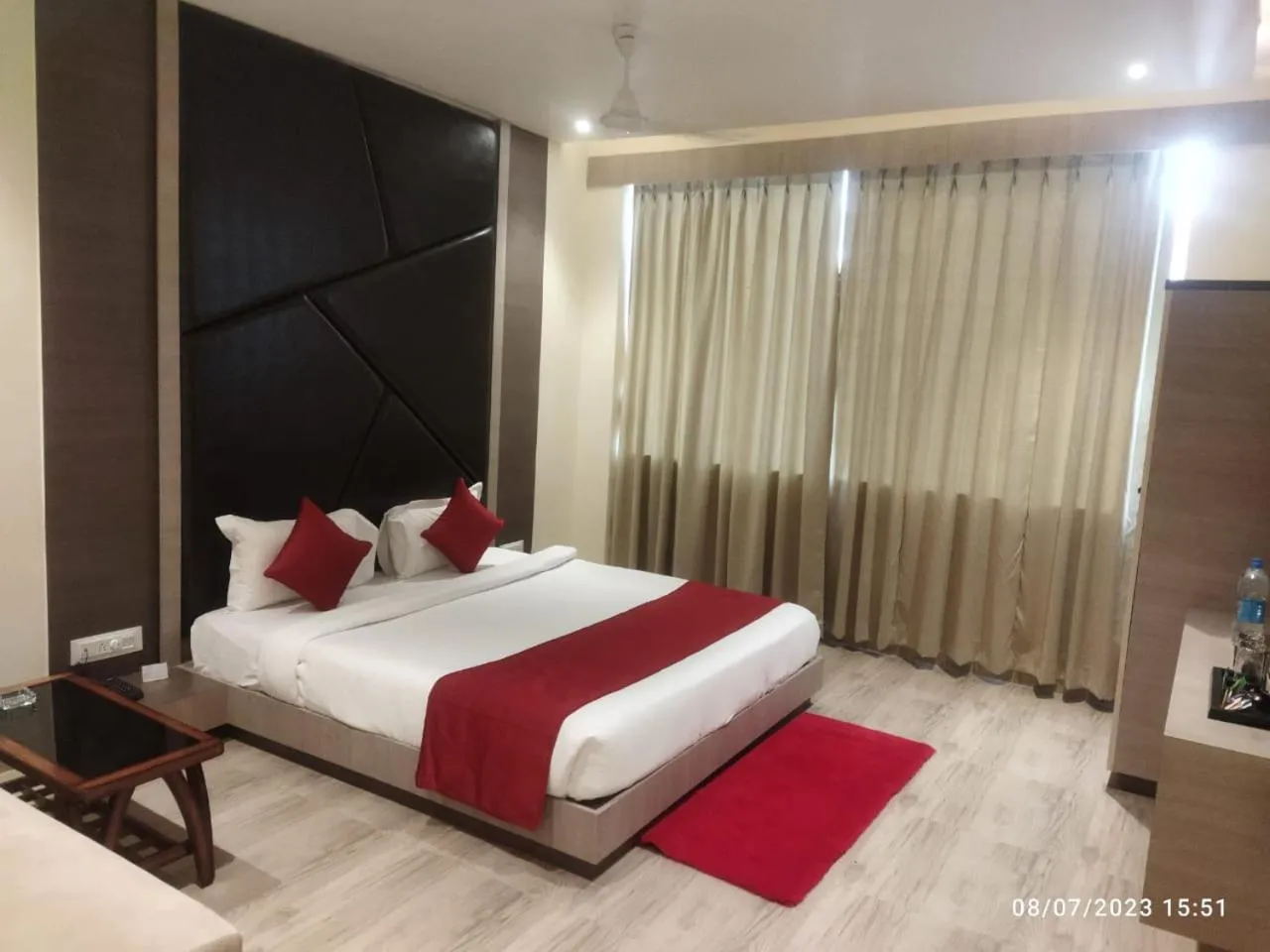 Restaurant/places to eat, Bed in Fun N City Water Park , Adventure & Resort , Patna