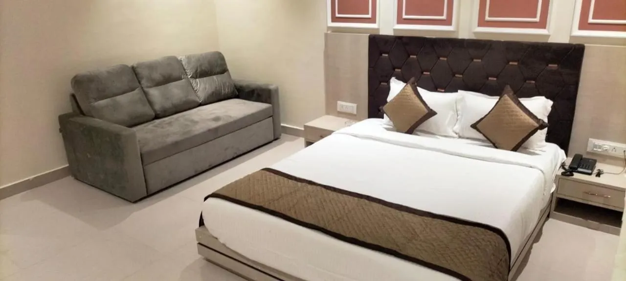 Restaurant/places to eat, Bed in Fun N City Water Park , Adventure & Resort , Patna