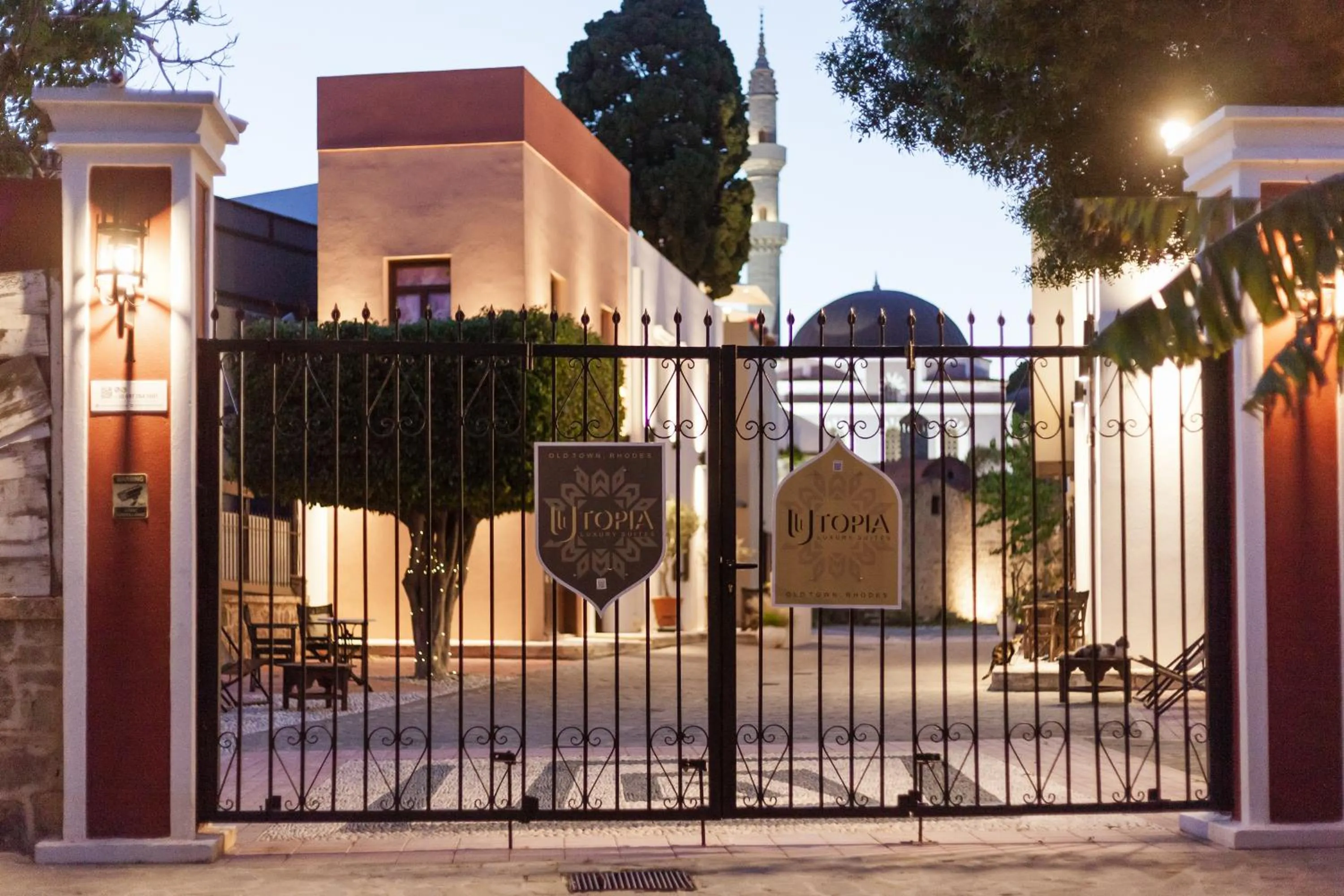 Property building in Utopia Luxury Suites - Old Town