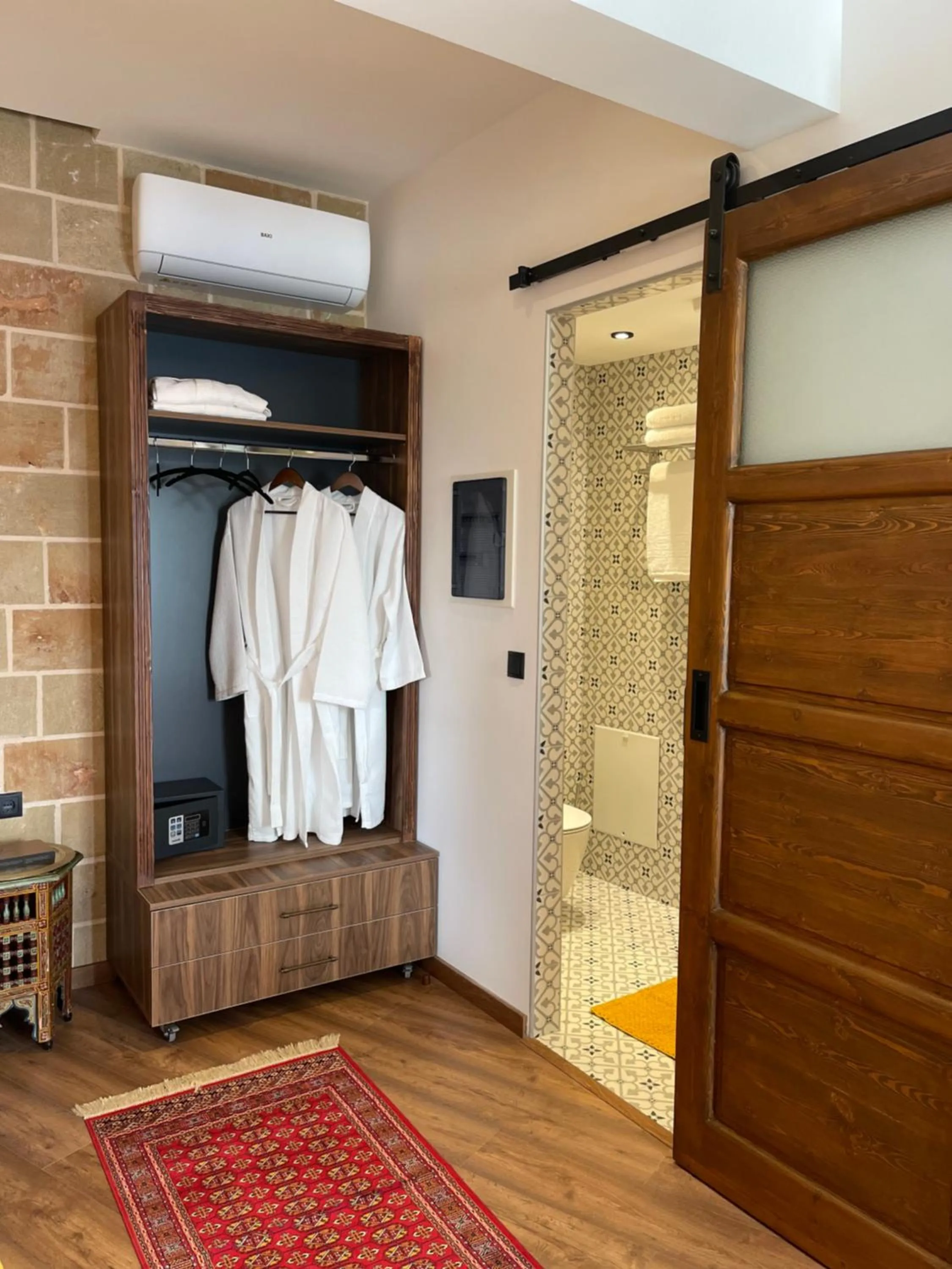 Bathroom in Utopia Luxury Suites - Old Town