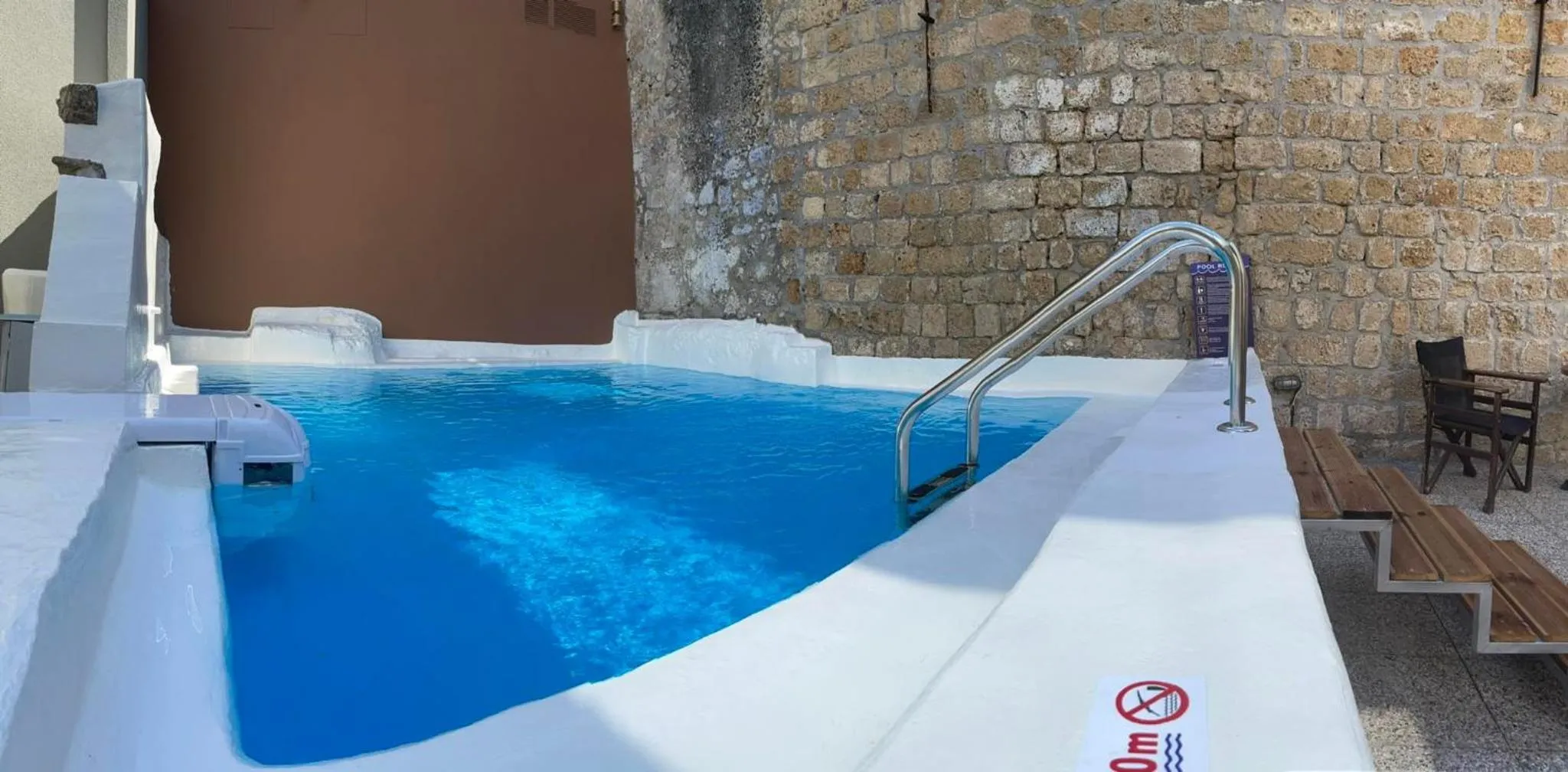 Swimming pool in Utopia Luxury Suites - Old Town