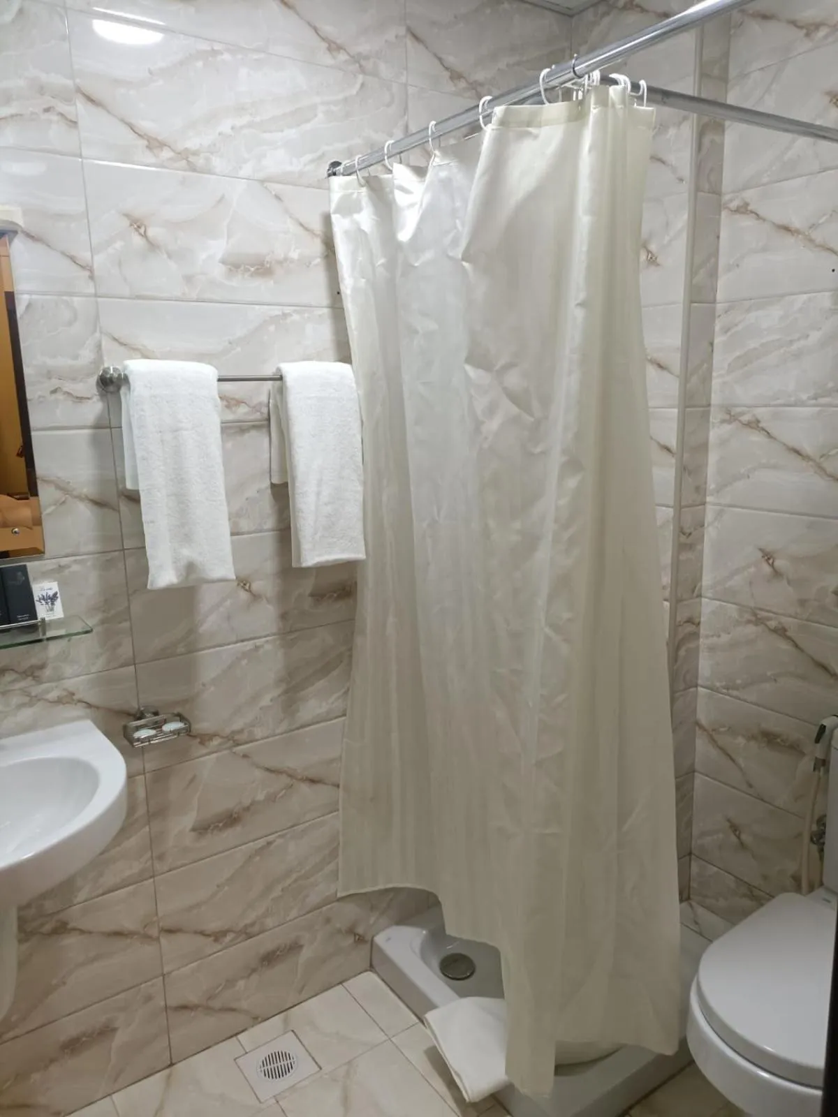 Bathroom in ROYAL HOTEL