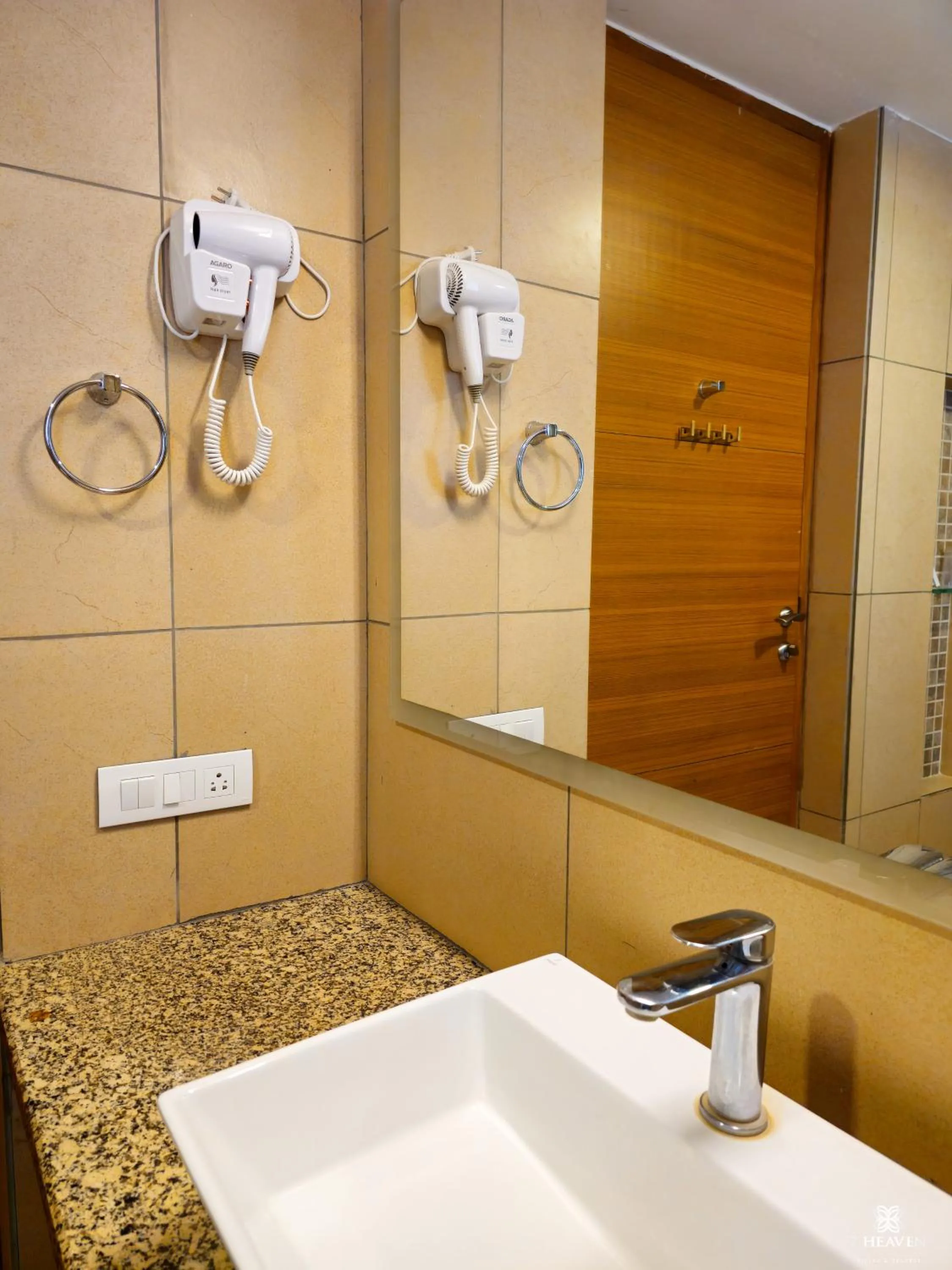 7 Heaven Villas & Resorts