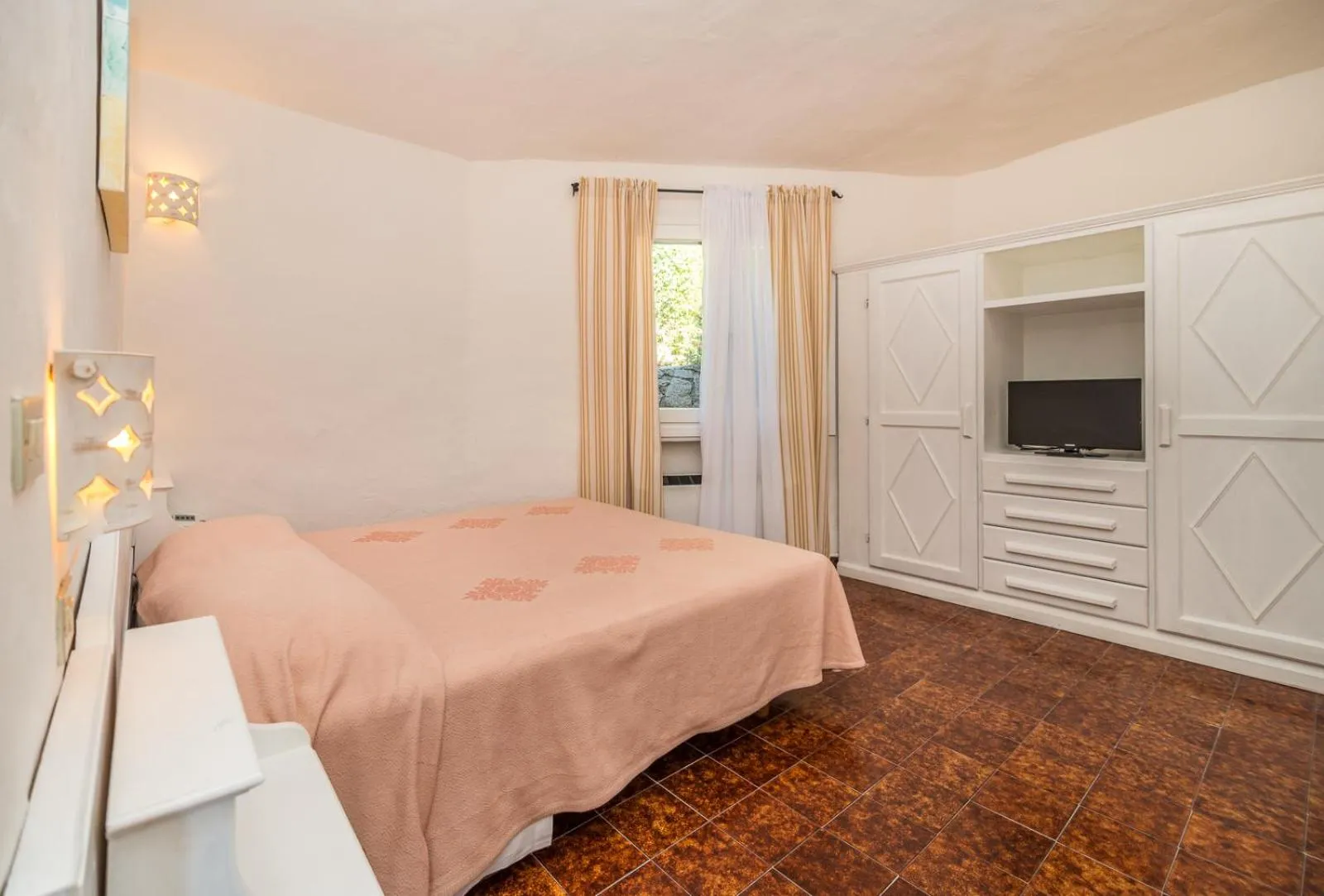 Family in Hotel 3 Botti