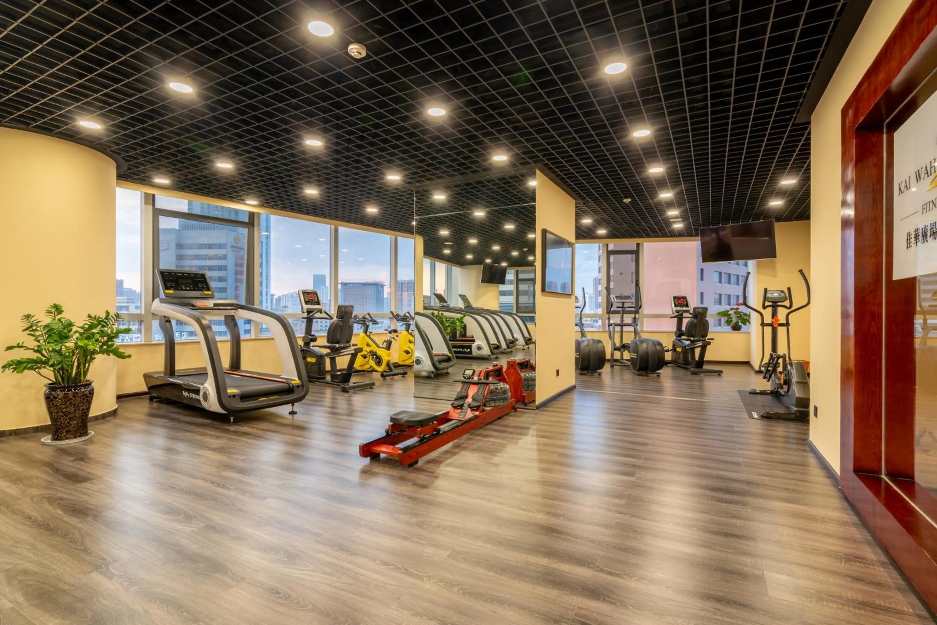 Fitness Center/Facilities in Kai Wah Plaza Hotel