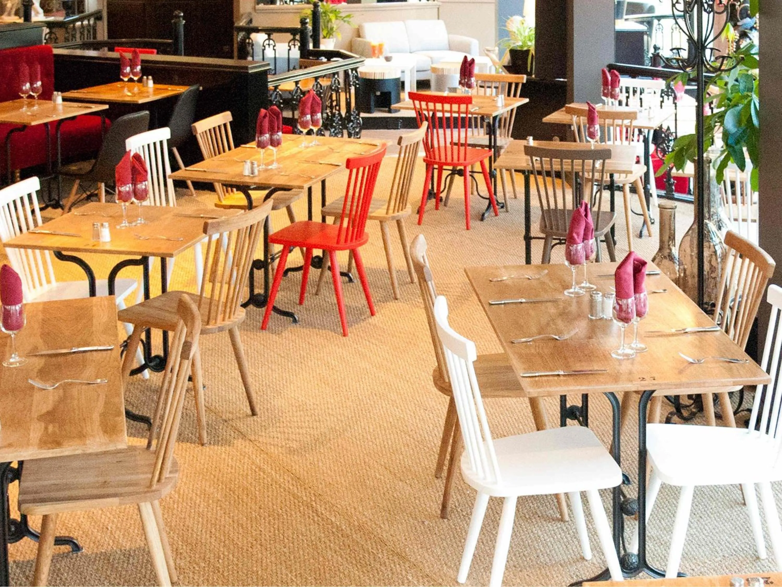 Restaurant/places to eat in Ibis Saint Étienne - La Terrasse