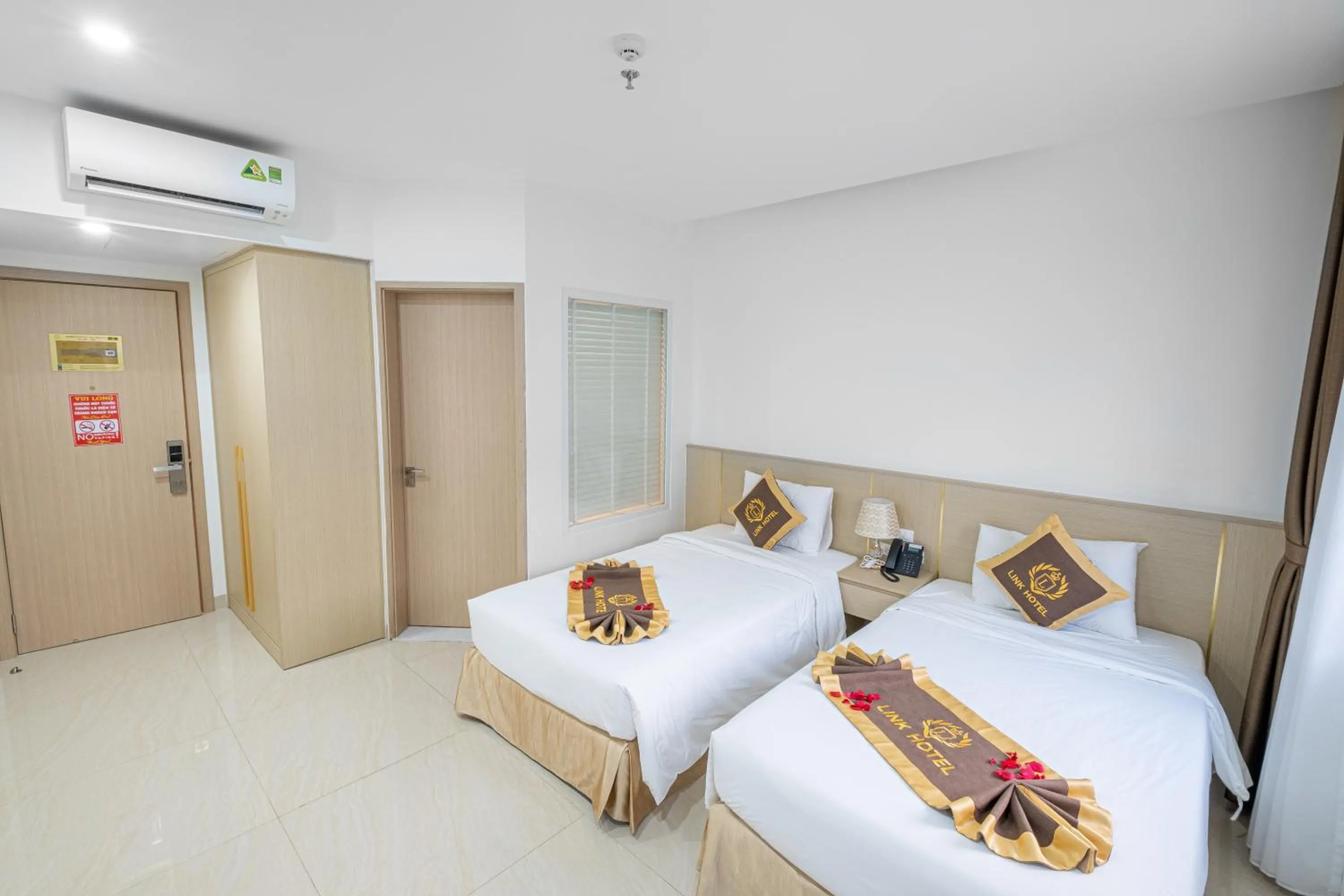 Bed in LINK HOTEL Ha Long