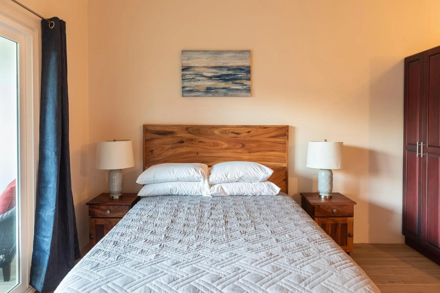 Bed in Palm Beach Inn