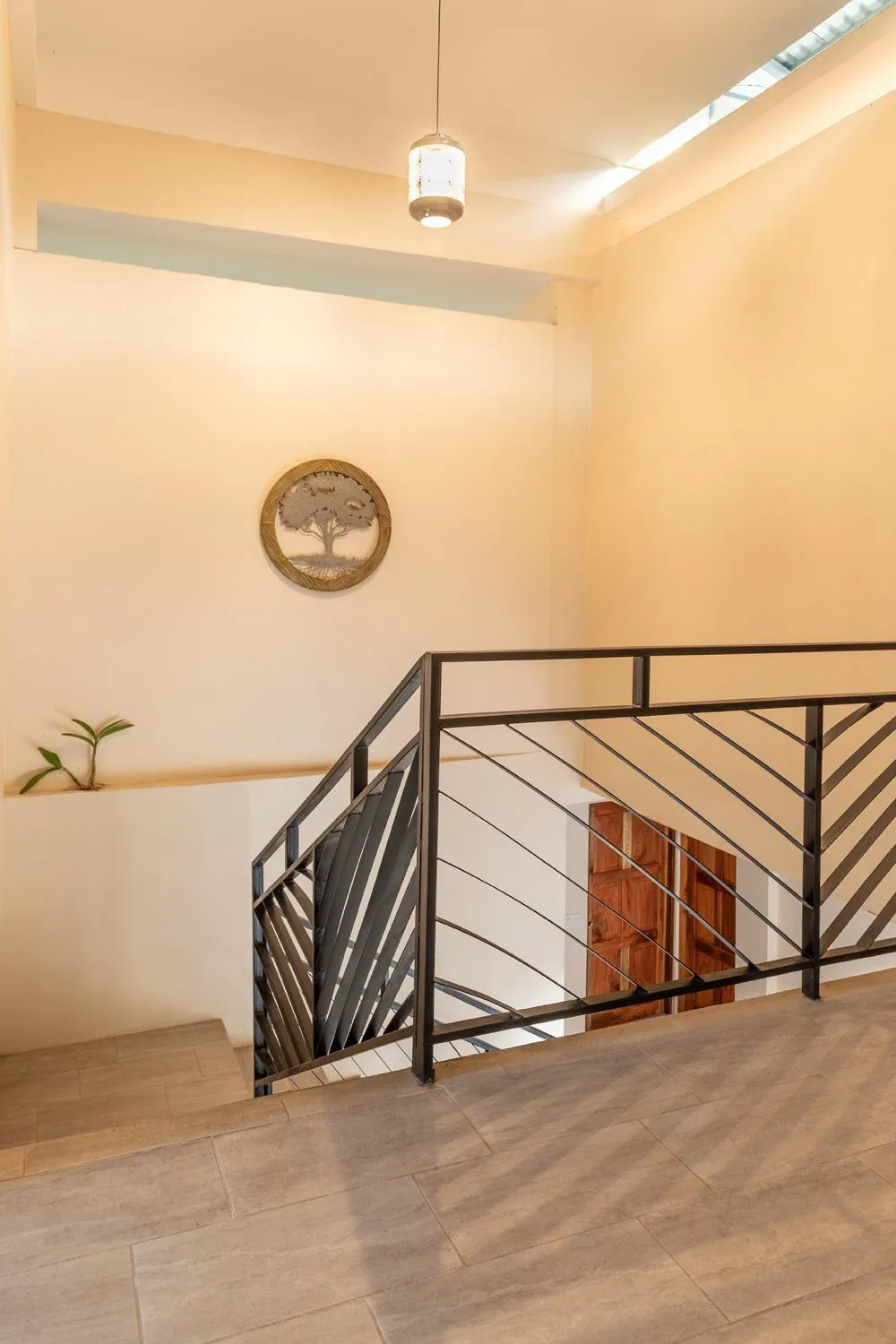 Property building in Palm Beach Inn