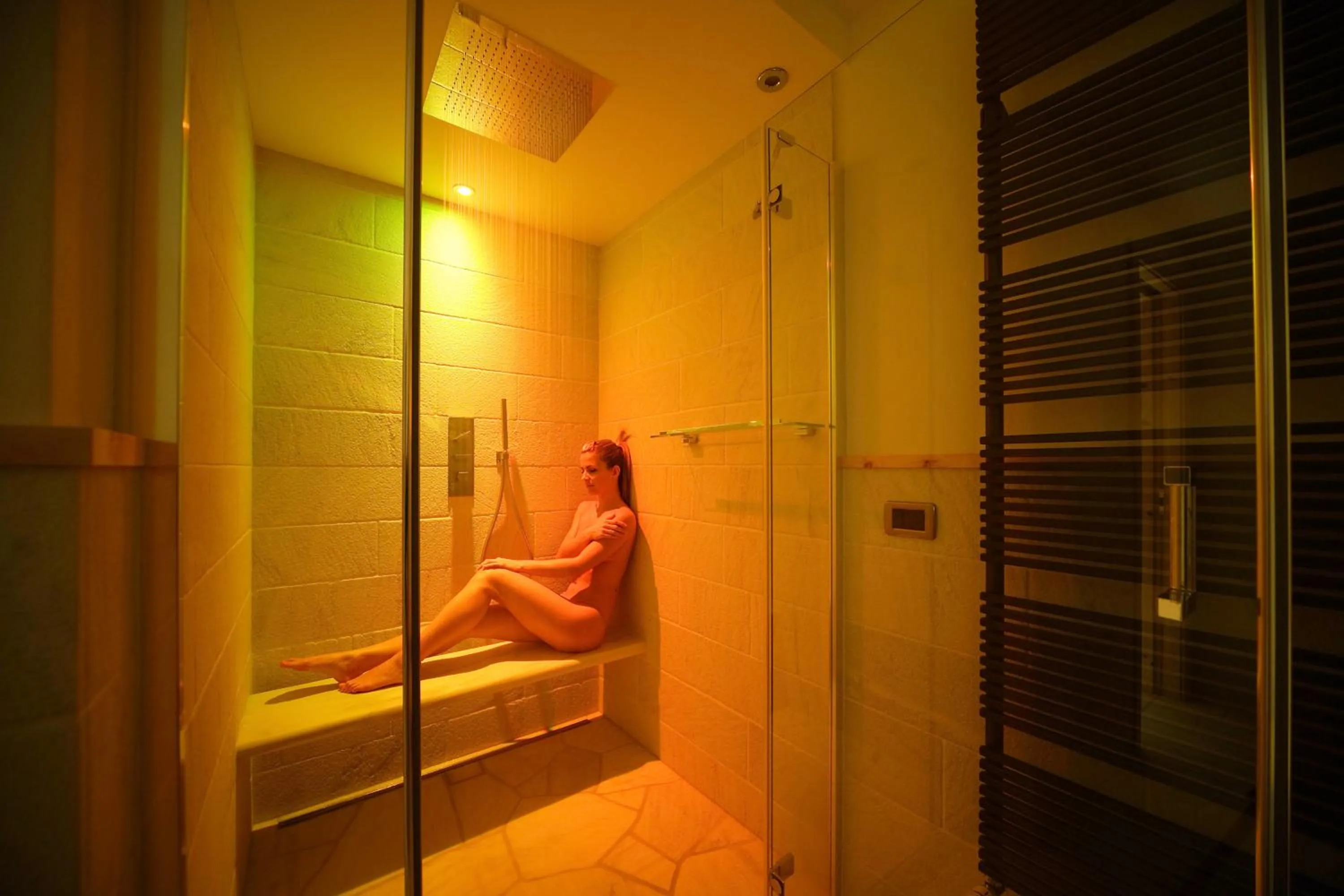 Shower in Romantik Villa Cesanueva