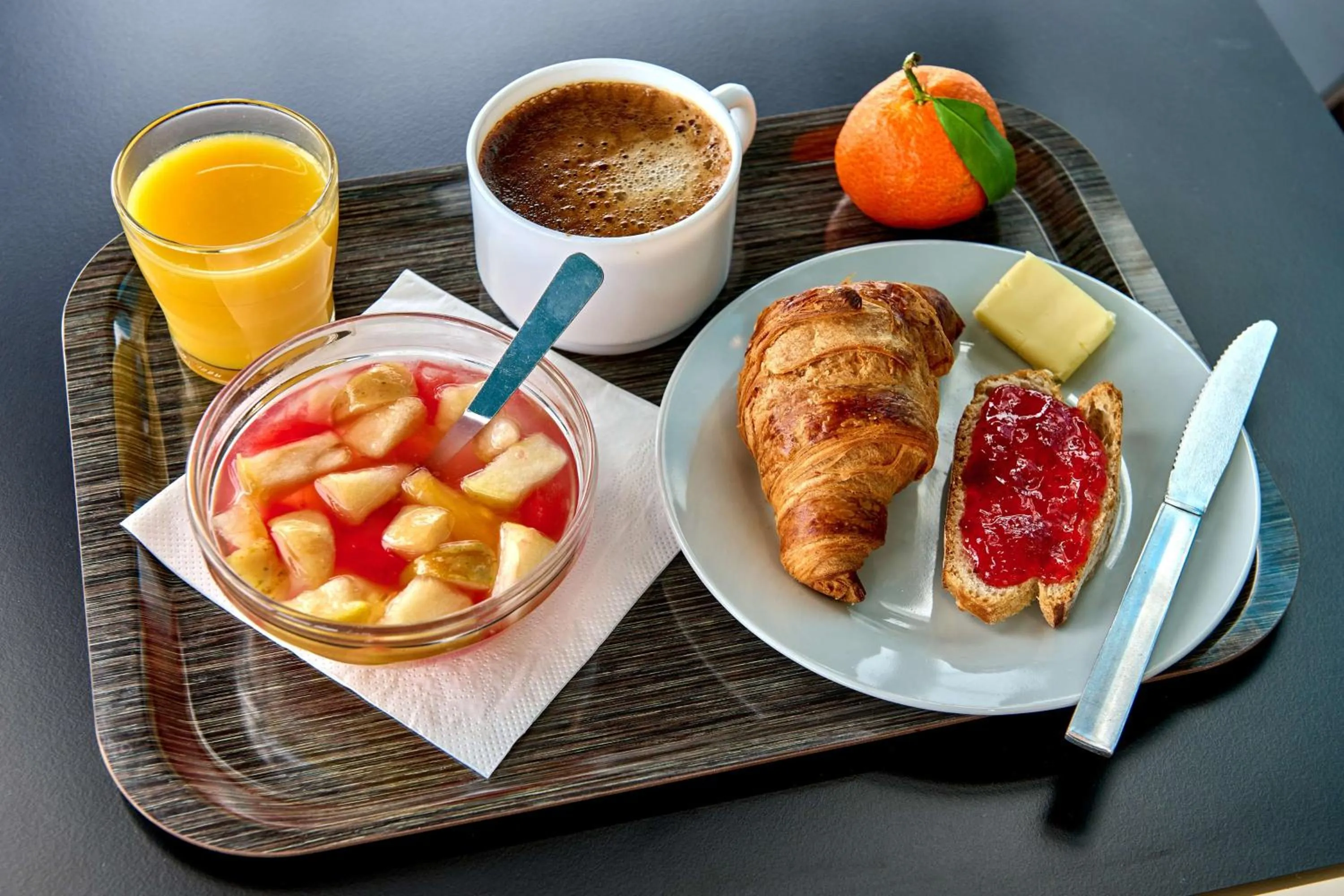 Breakfast in Kyriad ECO - Narbonne Sud