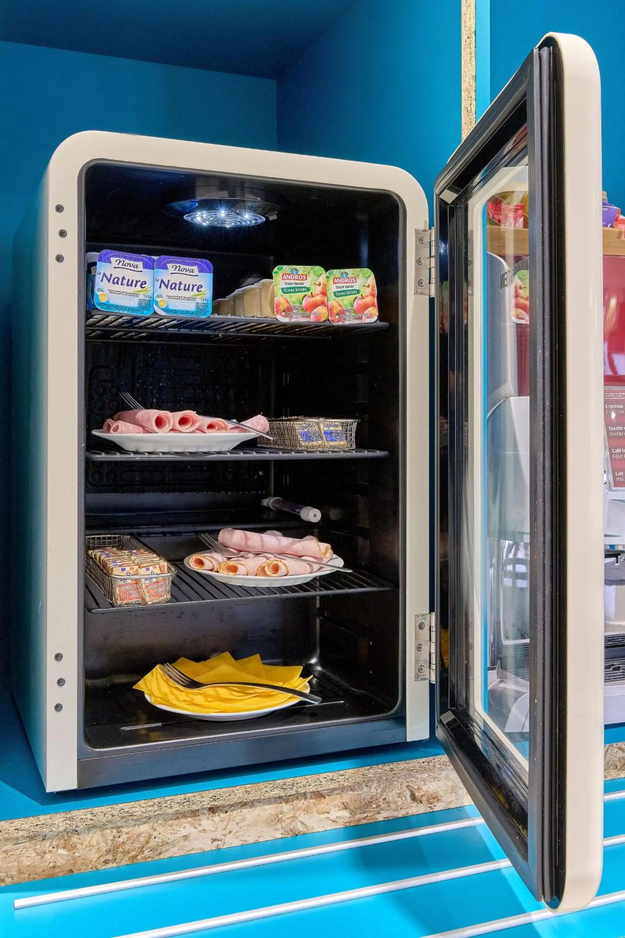 Breakfast in Kyriad ECO - Narbonne Sud