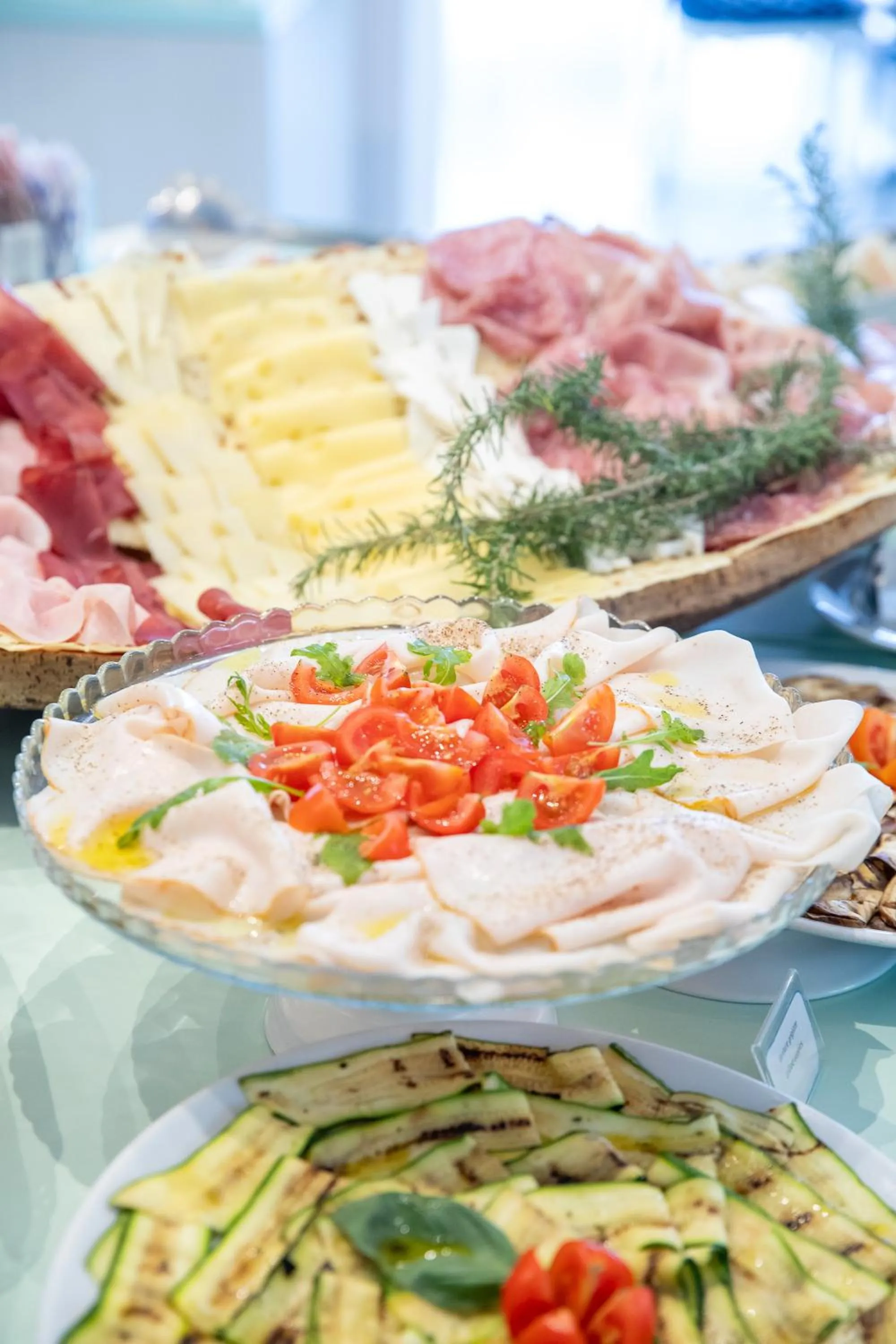 Food and drinks in Best Western Hotel Blumarea