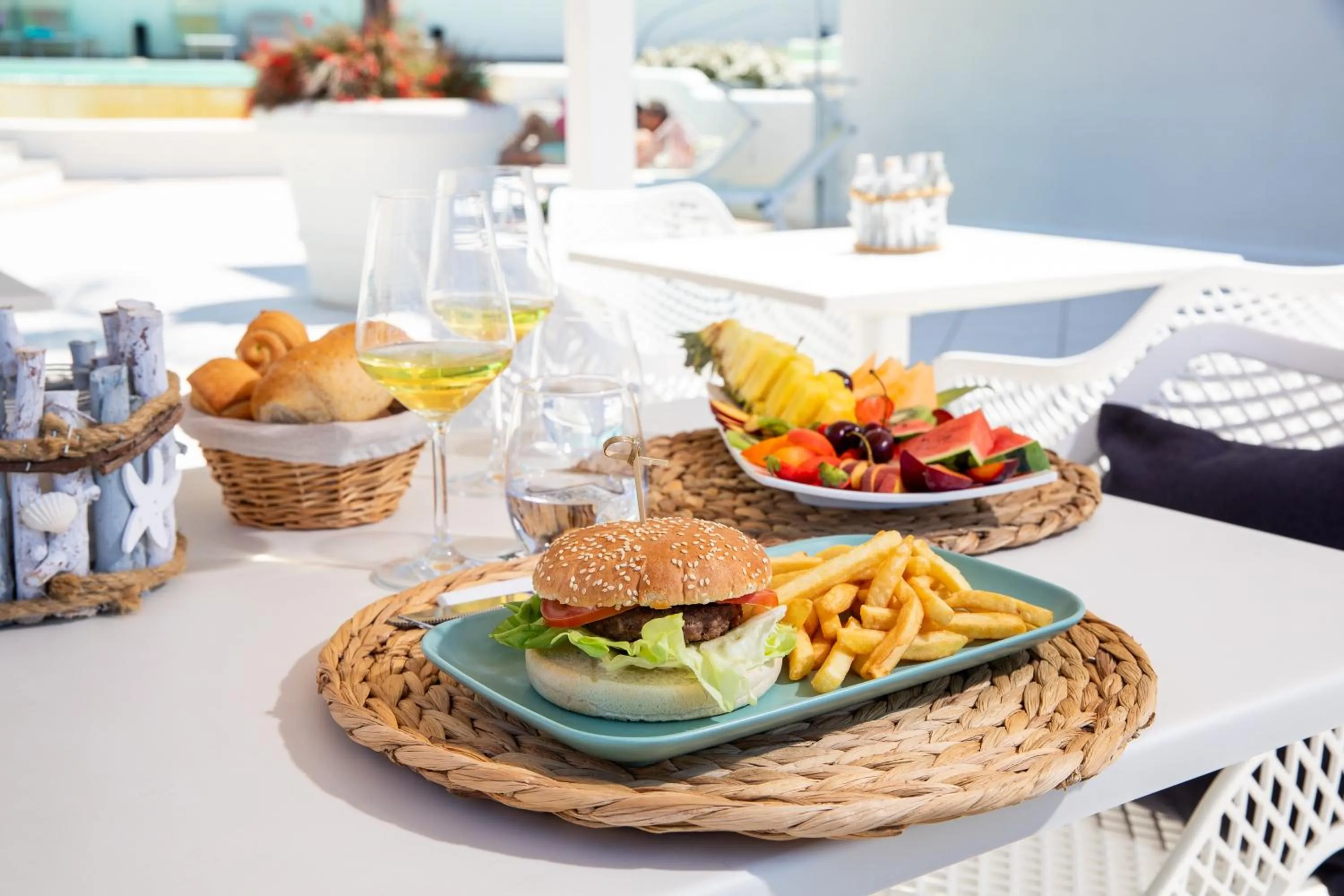 Food and drinks in Best Western Hotel Blumarea