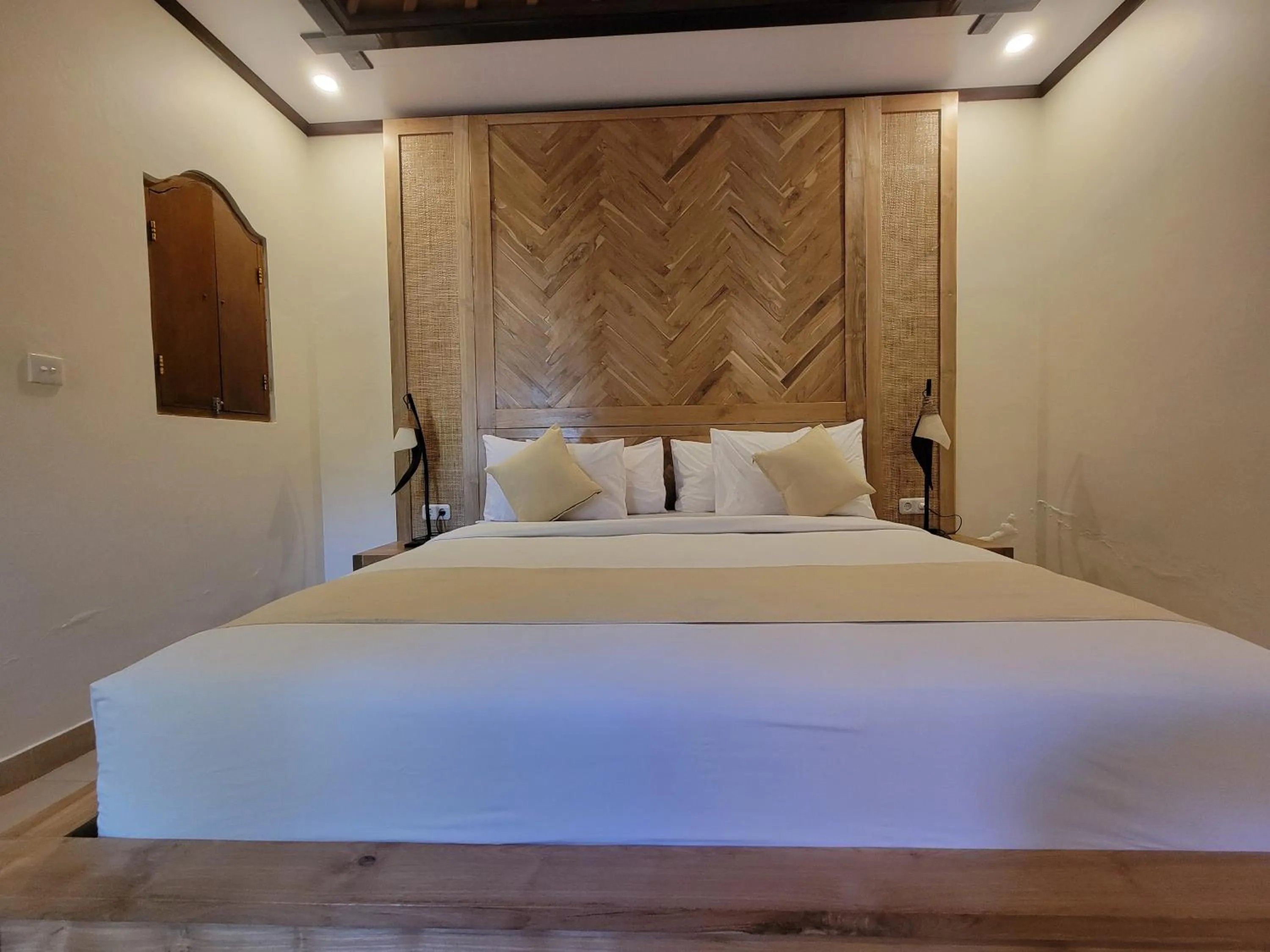 Bed in Kusnadi Hotel