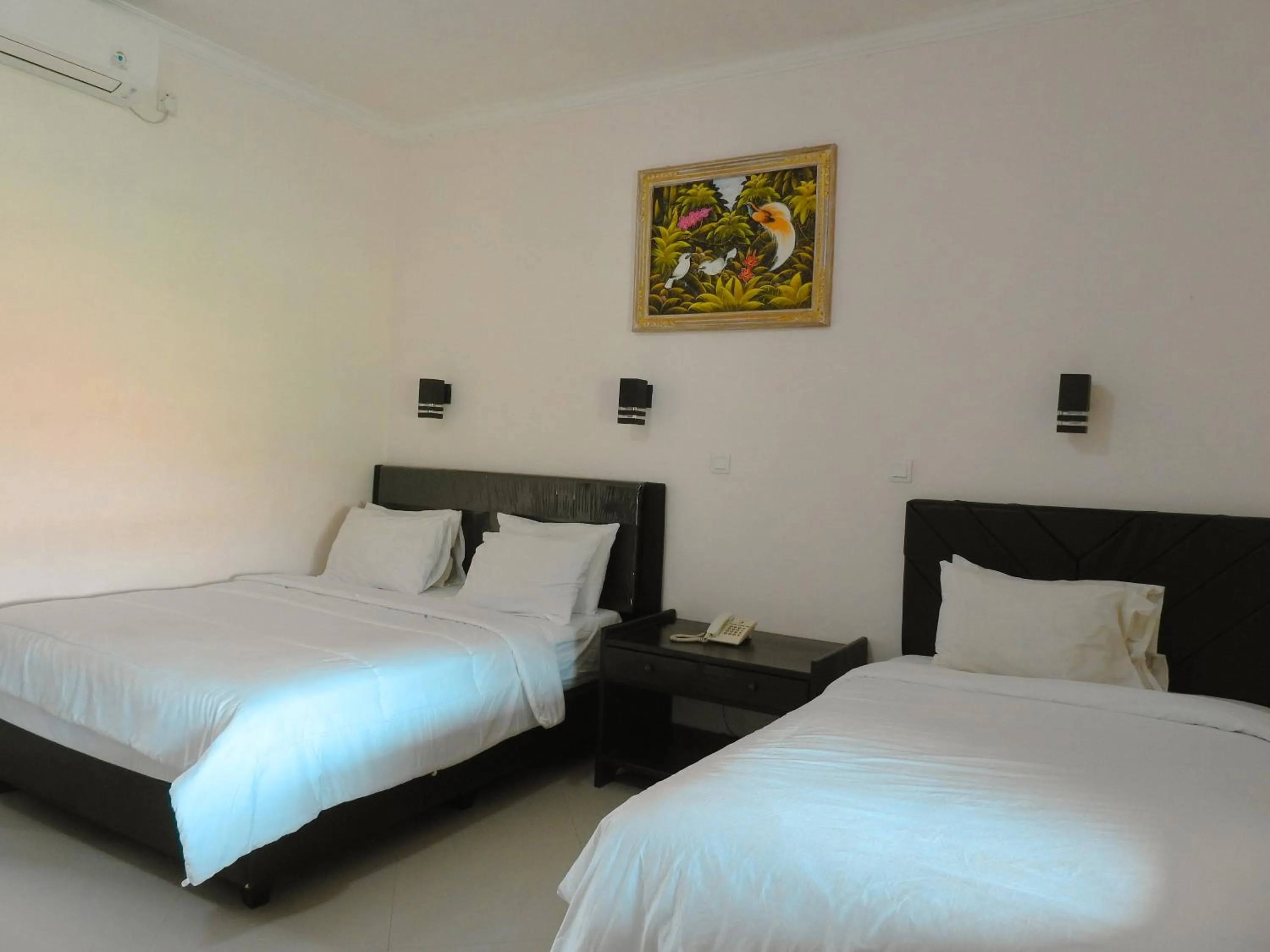 Bedroom, Bed in Fat Yogi Cottages