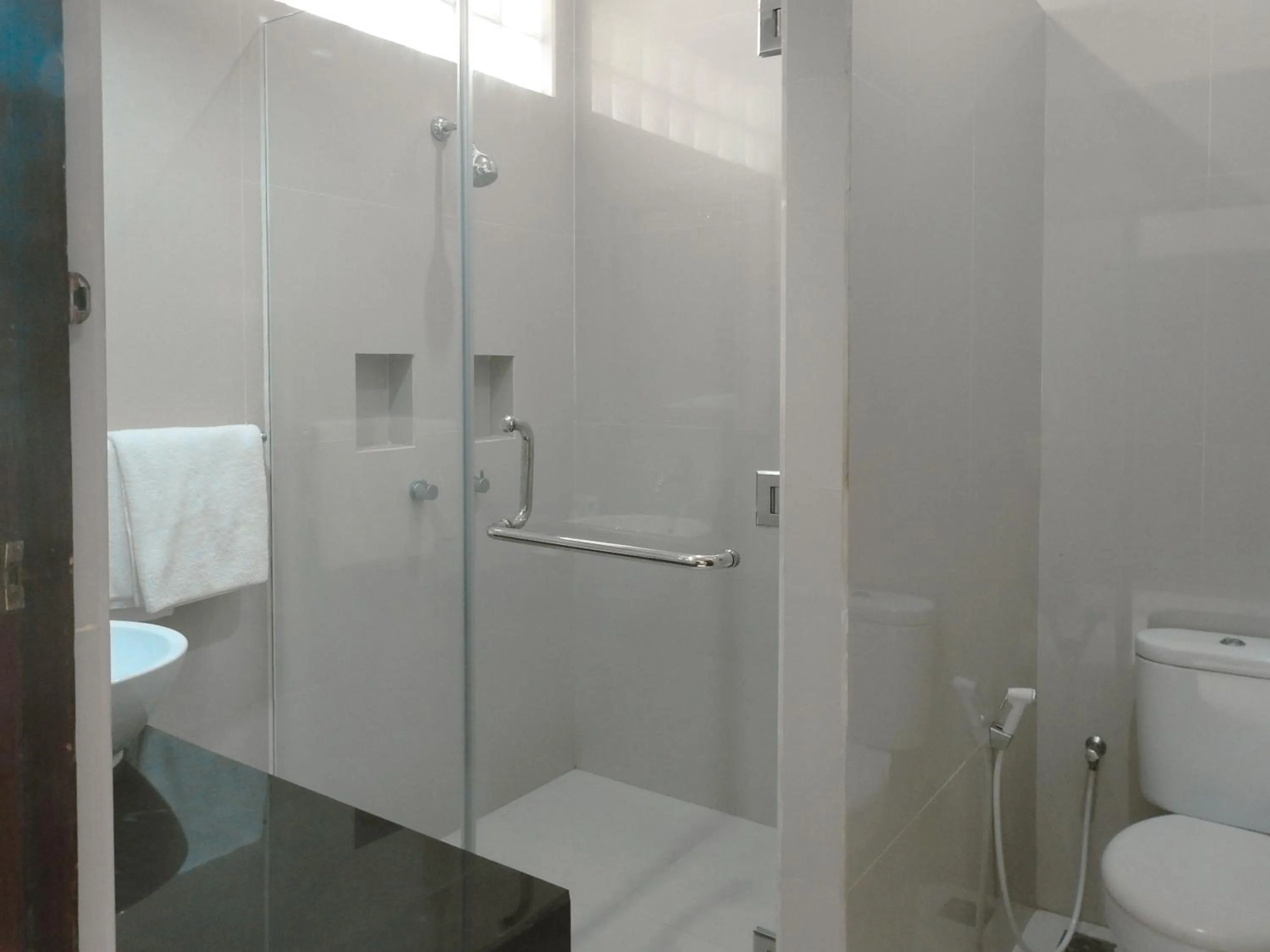 Bathroom in Fat Yogi Cottages