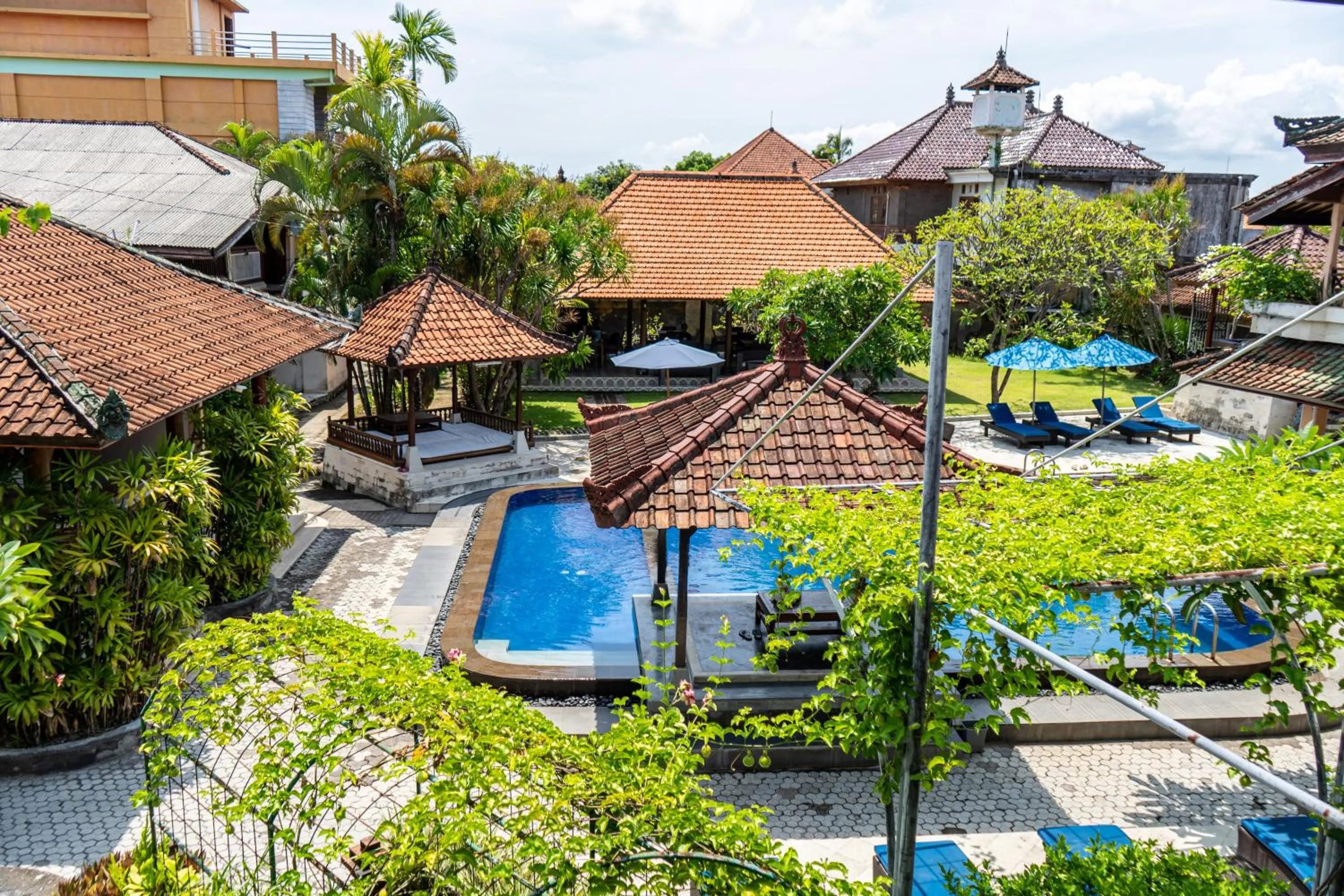 sunbed in Fat Yogi Cottages