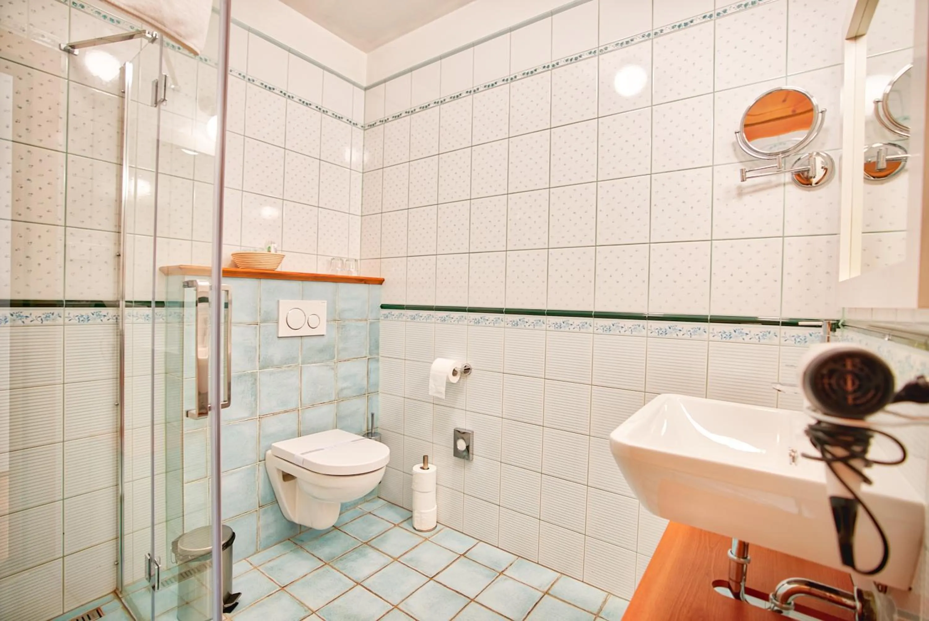 Shower in Hotel U Pekaře - Jítravský Dvorec