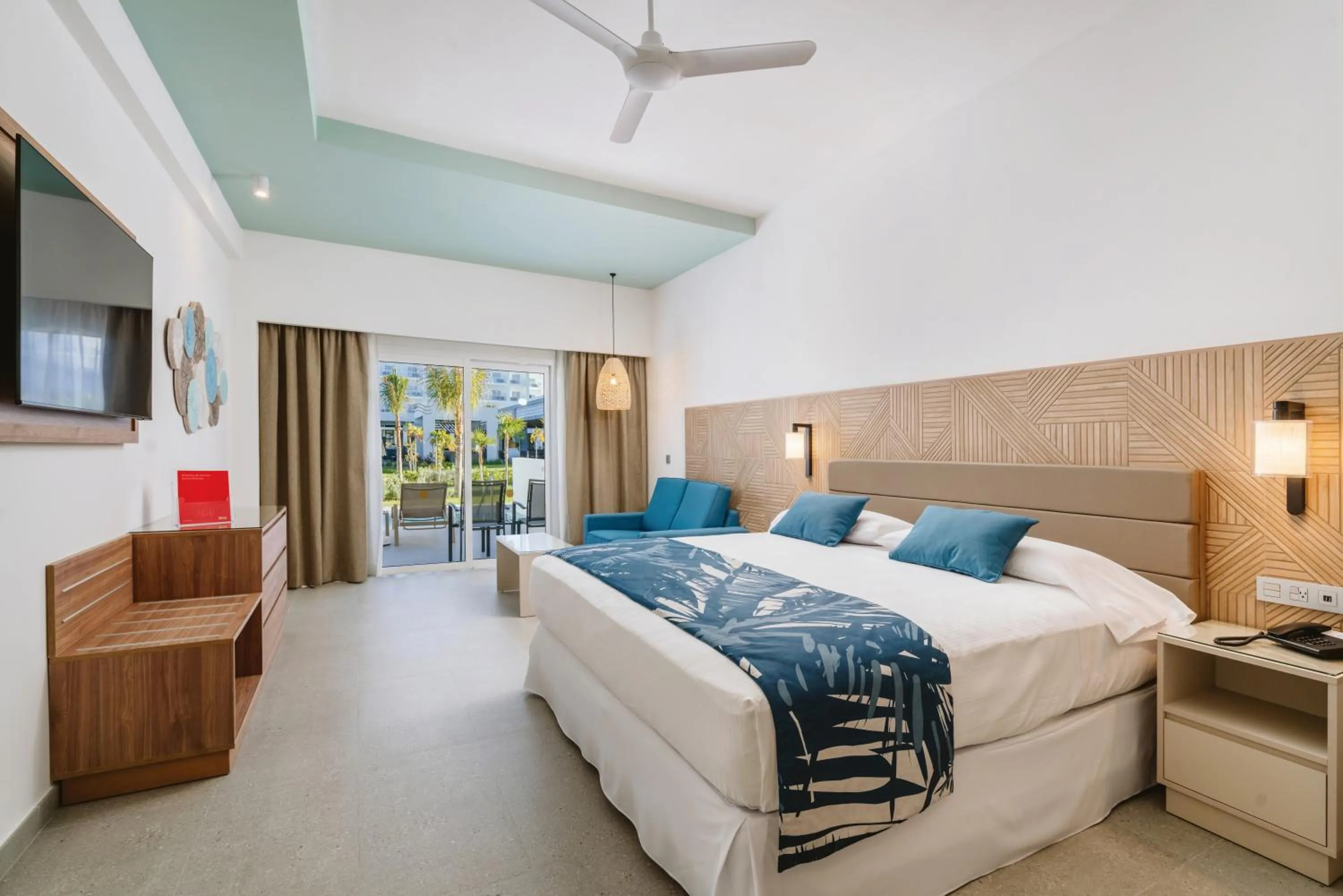 Bed in Riu Latino - Adults Only - All Inclusive