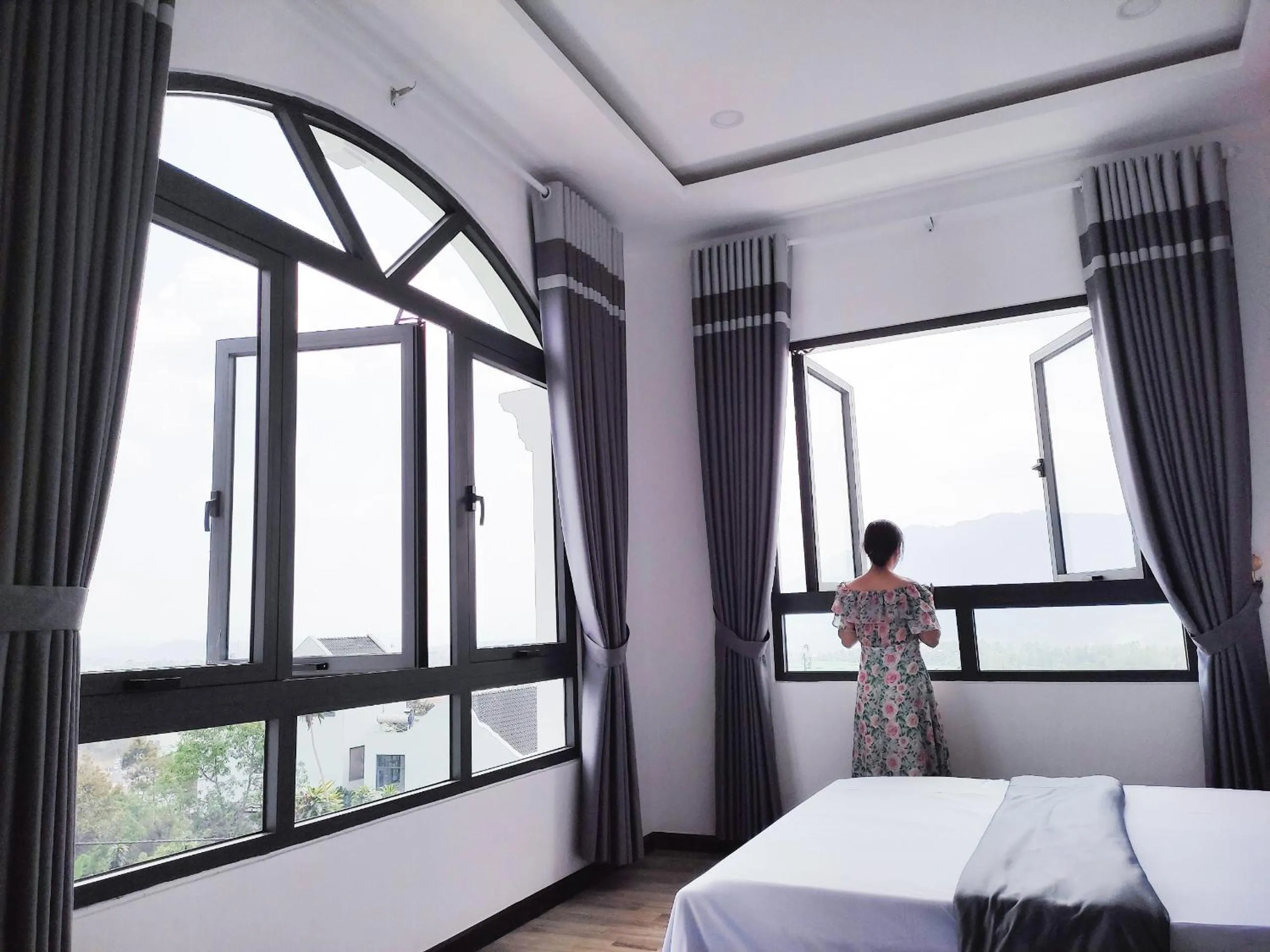 Property building, Bed in Hotel Hoa Nắng