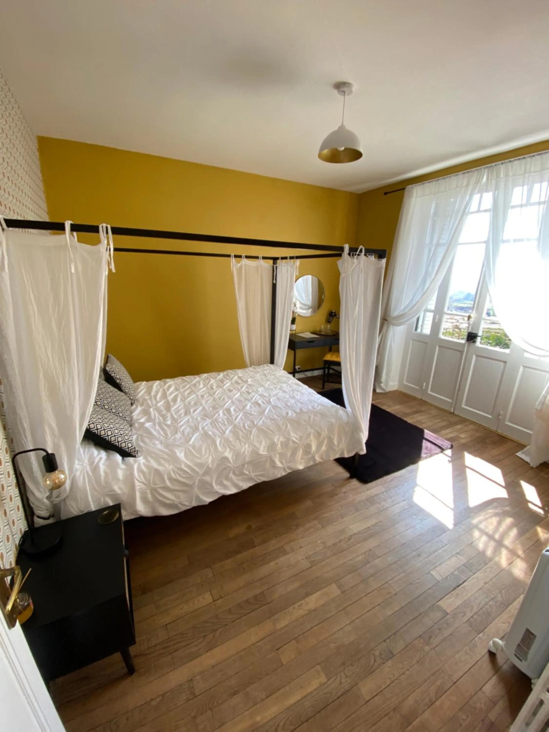 Bed in Maison de Montgibaud