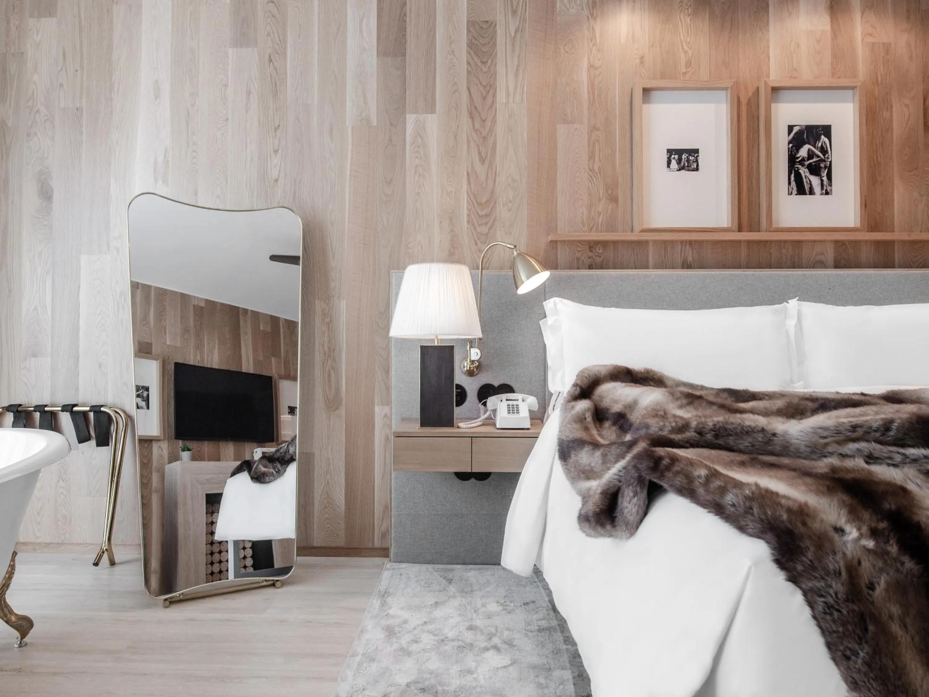 Bed in Browns Avenue Hotel