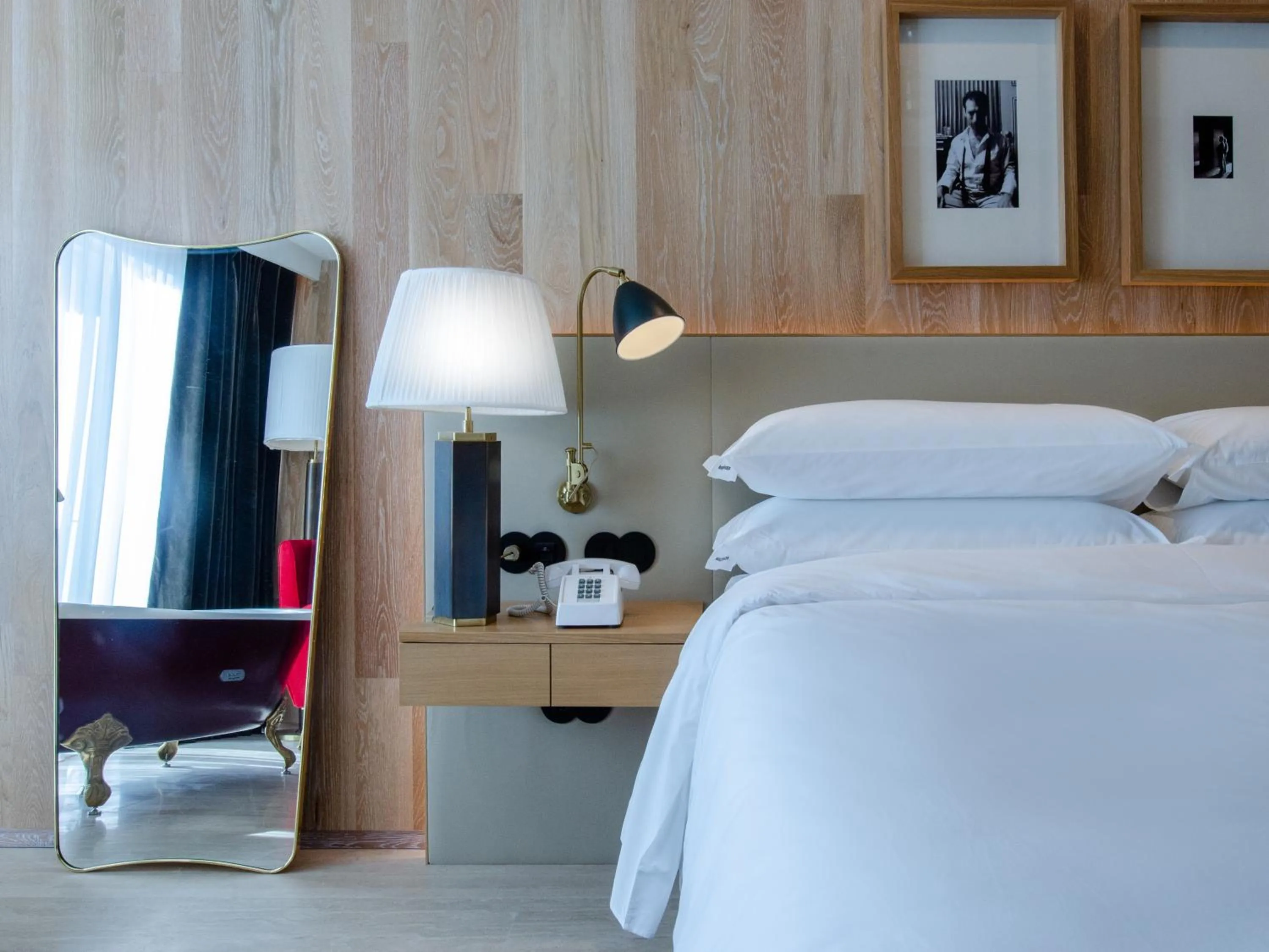 Bed in Browns Avenue Hotel