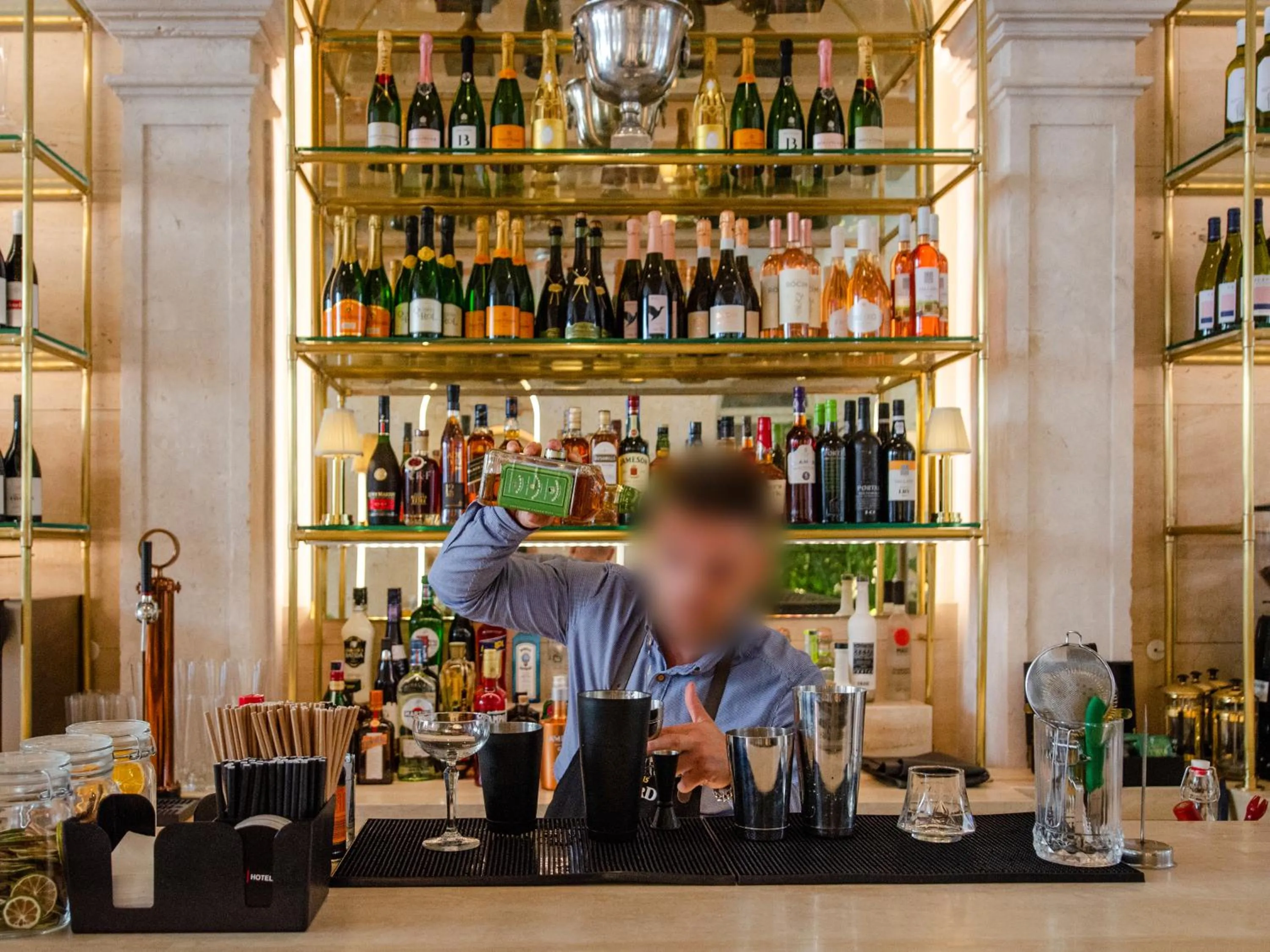 Lounge or bar in Browns Avenue Hotel