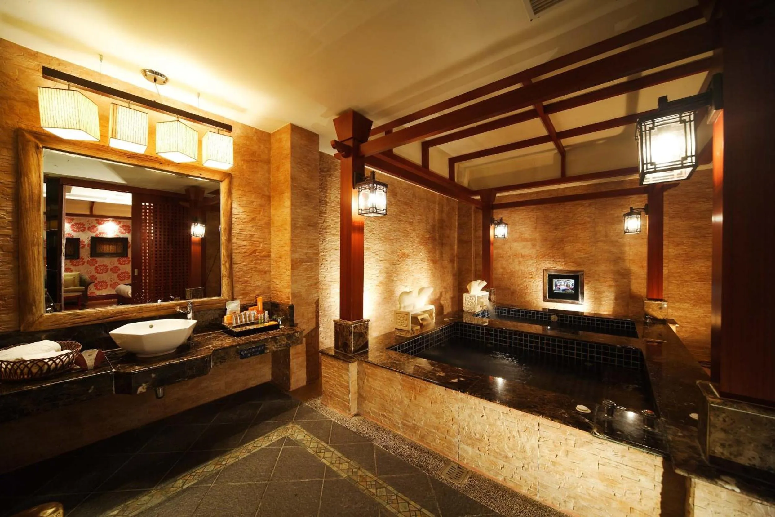 Bathroom in Seasons Boutique Motel