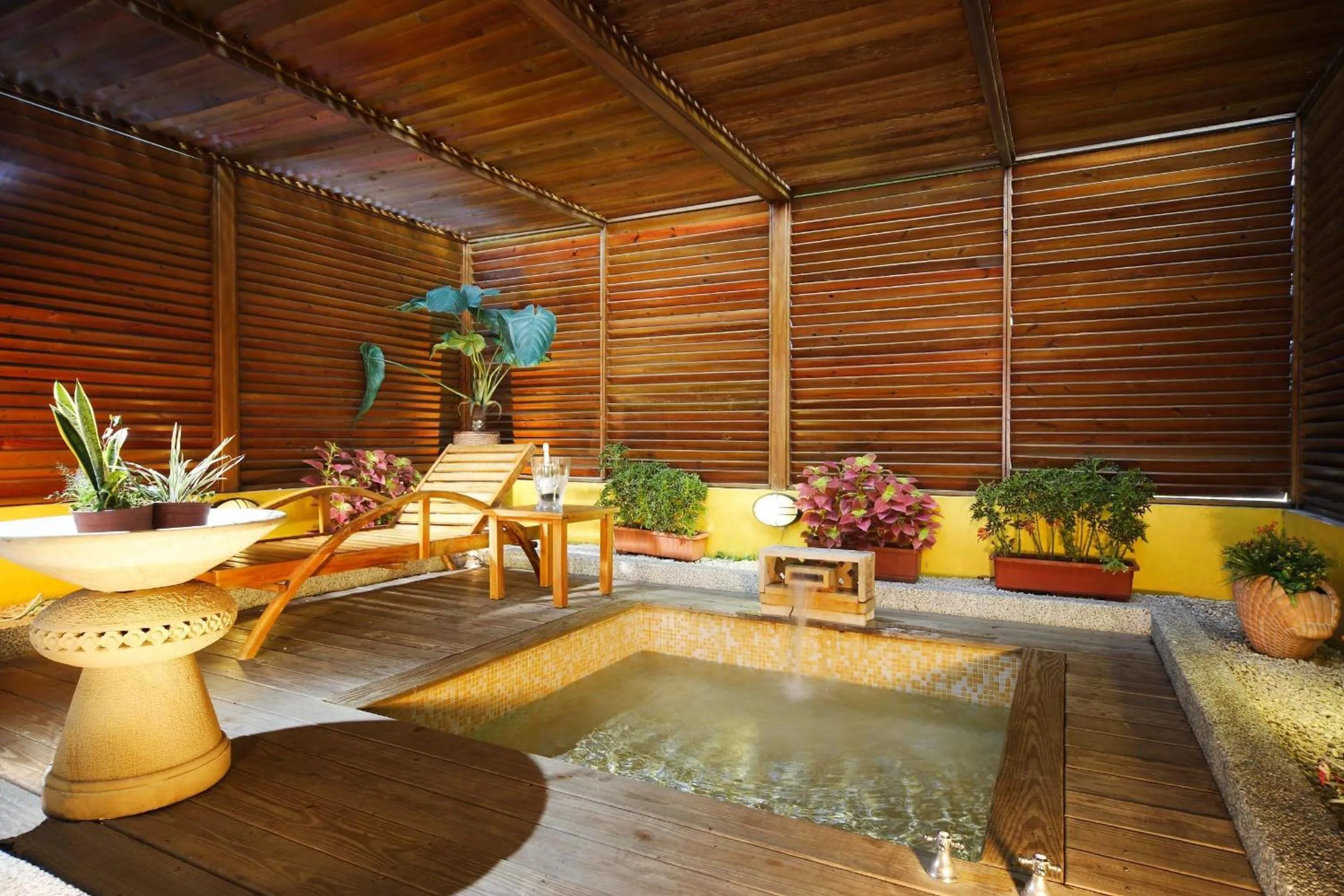 Bathroom in Seasons Boutique Motel