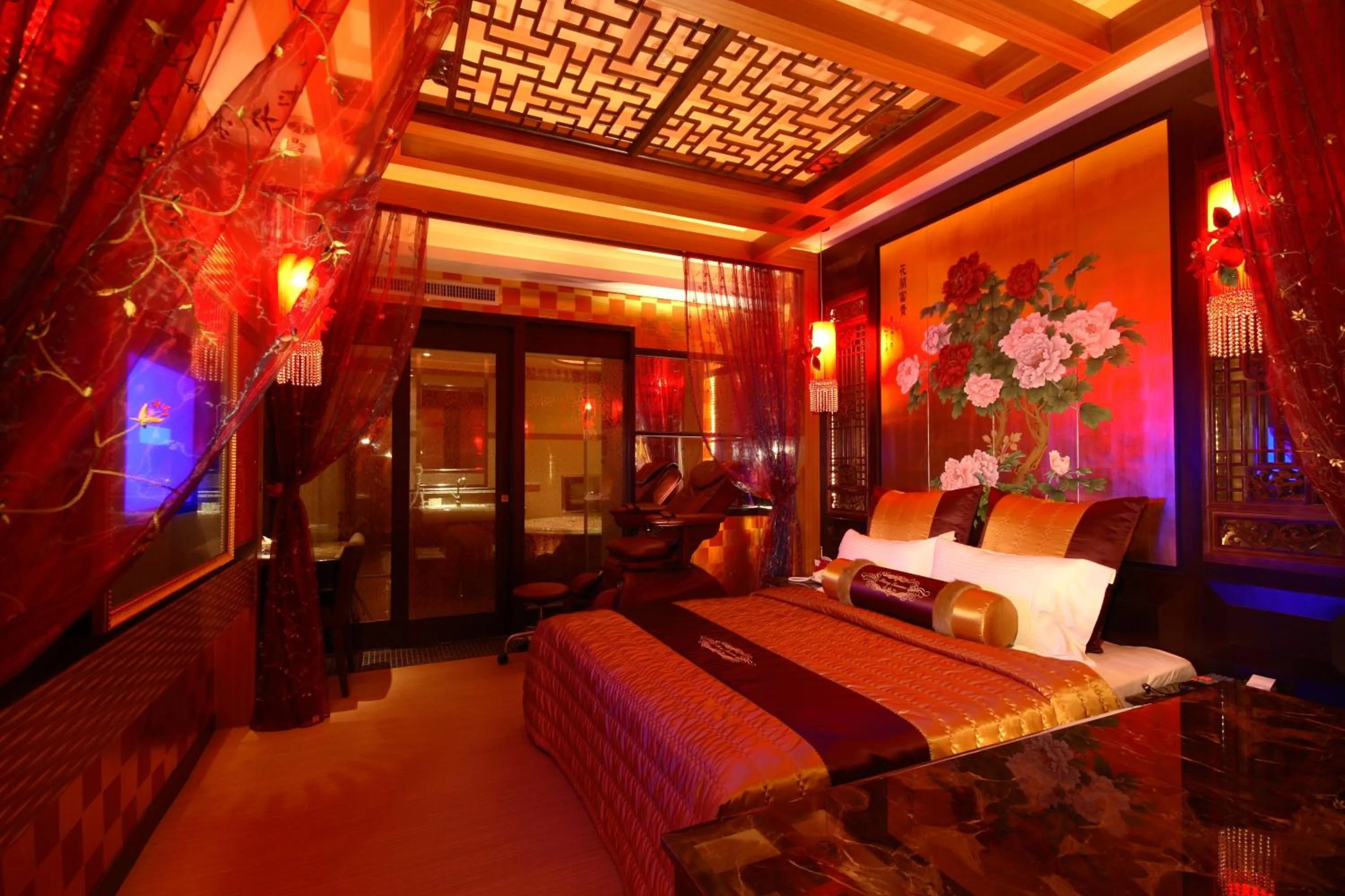 Photo of the whole room, Bed in Shiny Seasons Motel