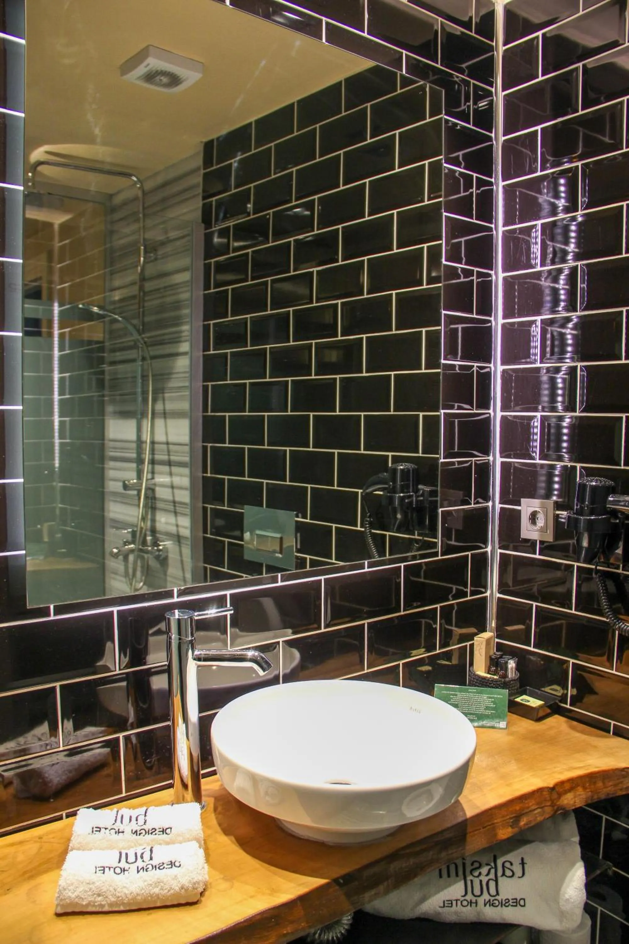 Bathroom in Taksimbul Design Hotel