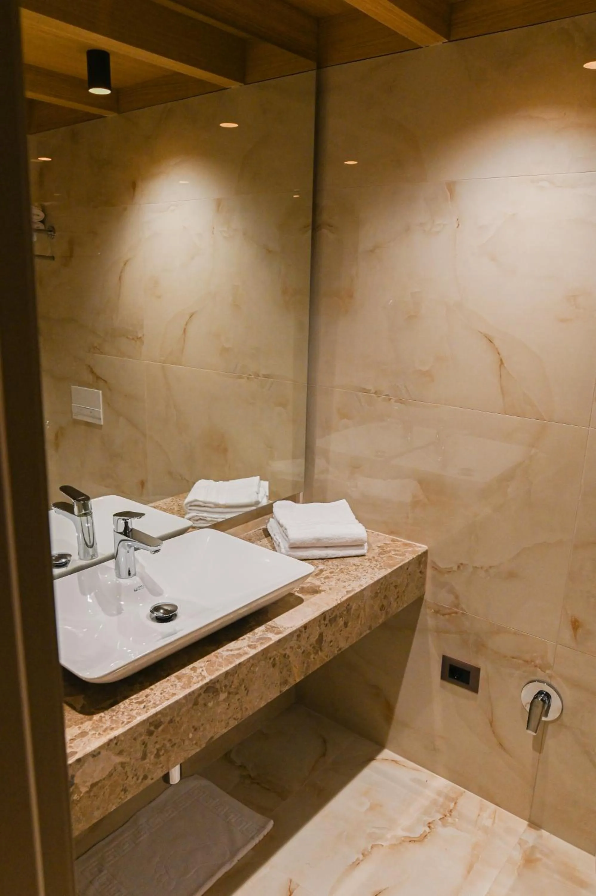 Bathroom in White Hill Hotel, SPA & Conferences
