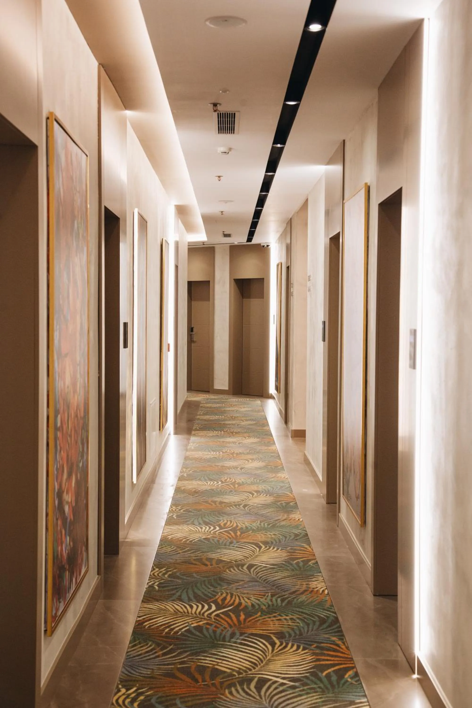 Lobby or reception in White Hill Hotel, SPA & Conferences