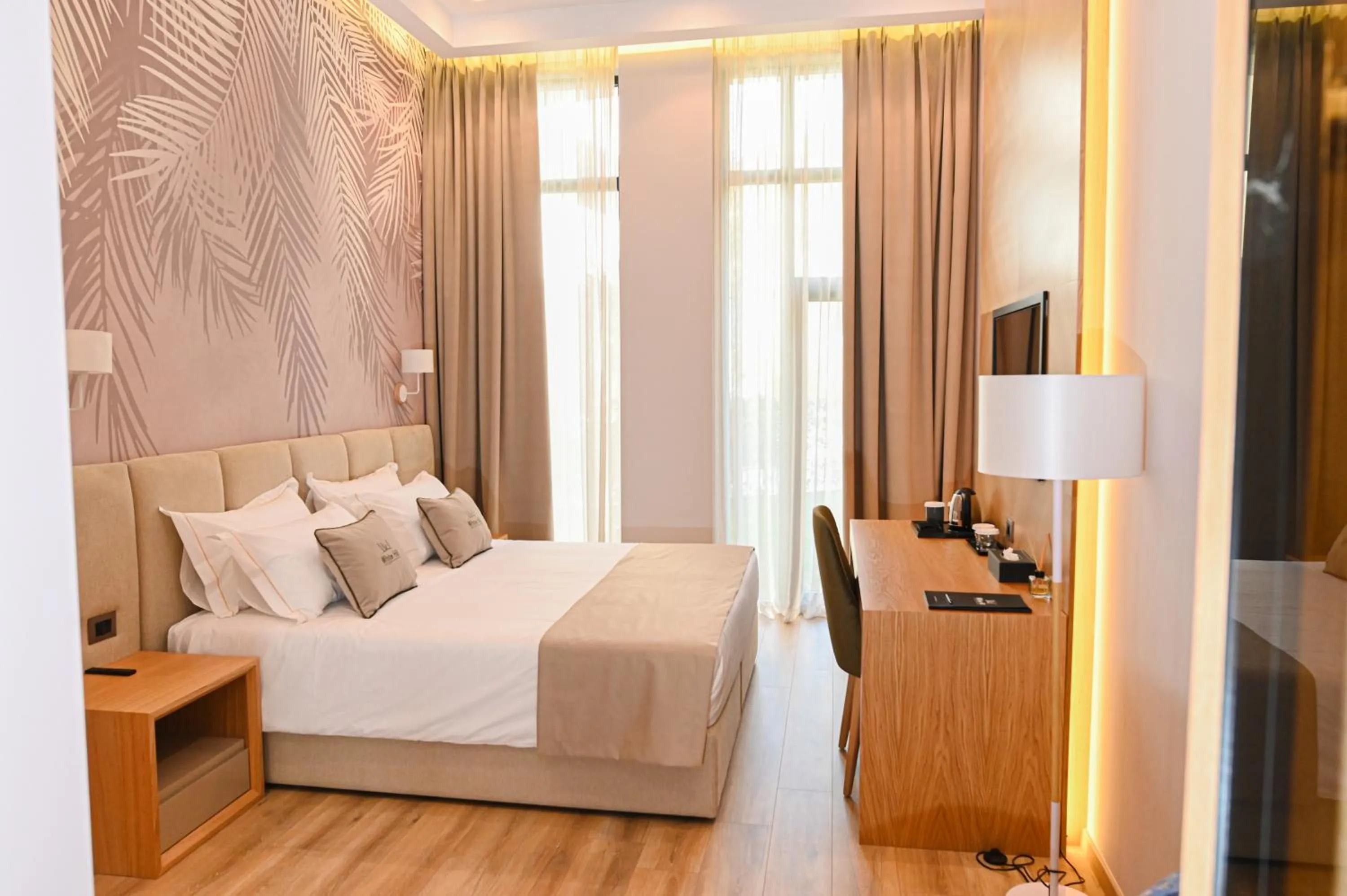 Photo of the whole room, Bed in White Hill Hotel, SPA & Conferences