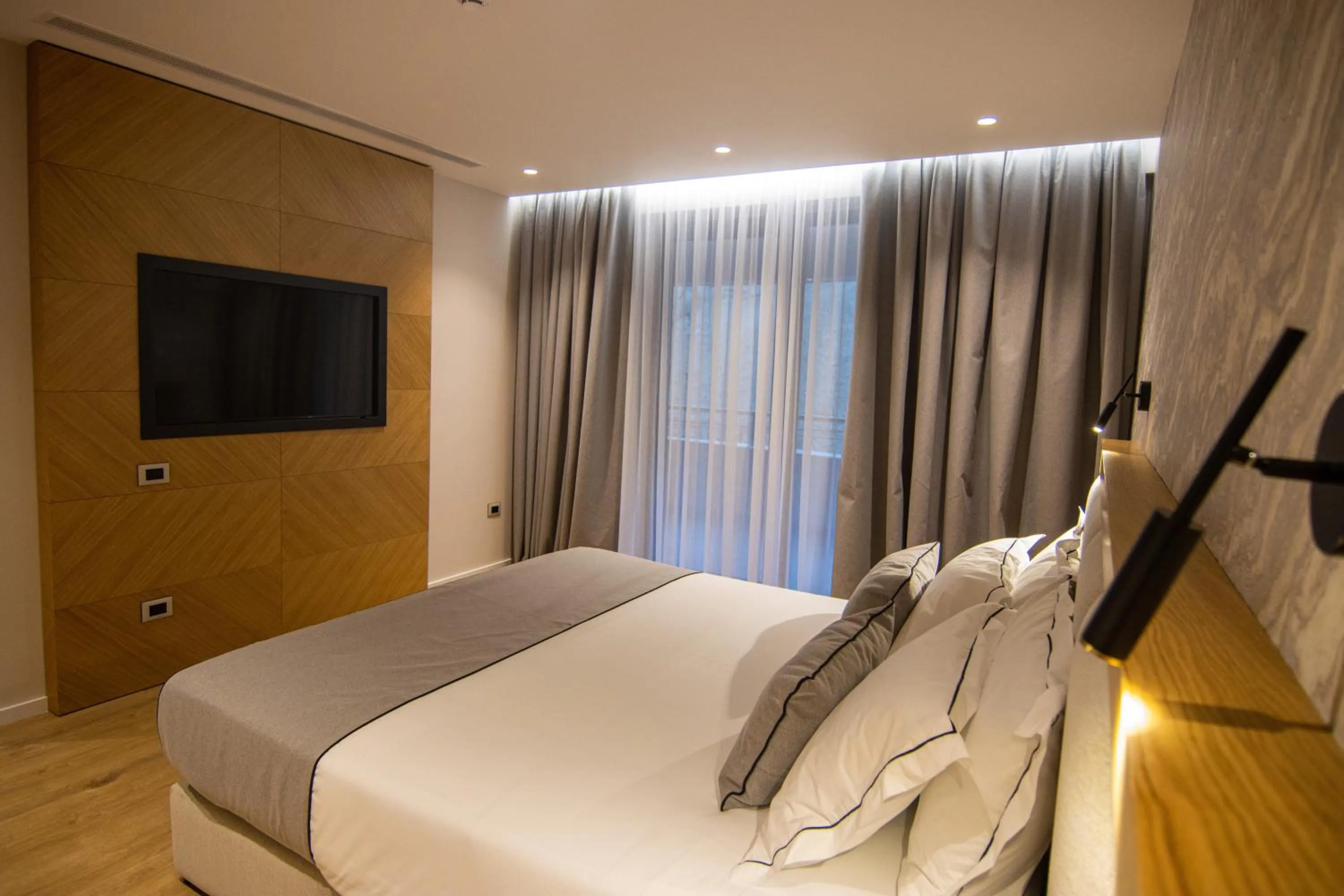 Bed in White Hill Hotel, SPA & Conferences